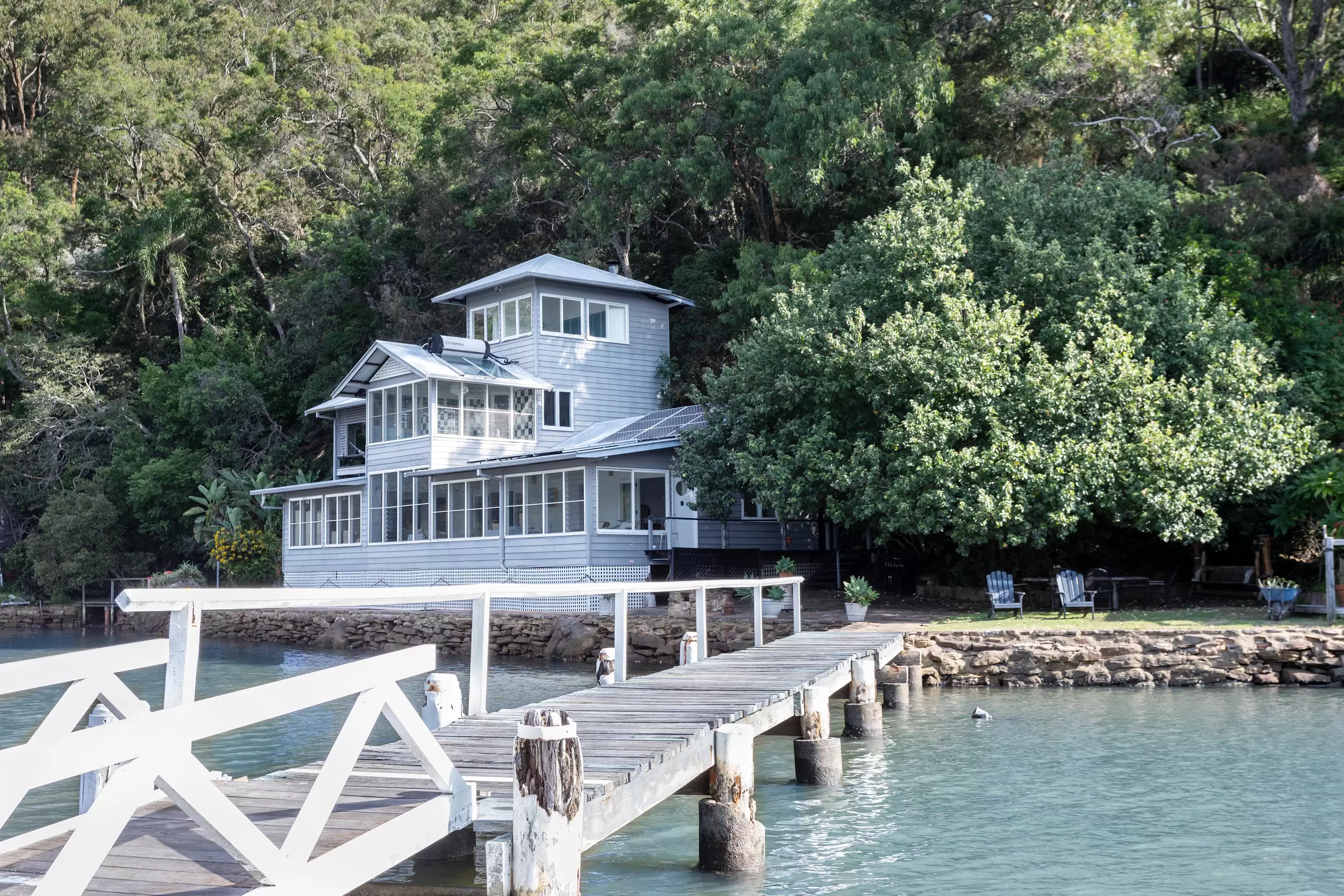 4 Sunny Corner, Berowra Waters Sold by Sydney Sotheby's International Realty - image 1