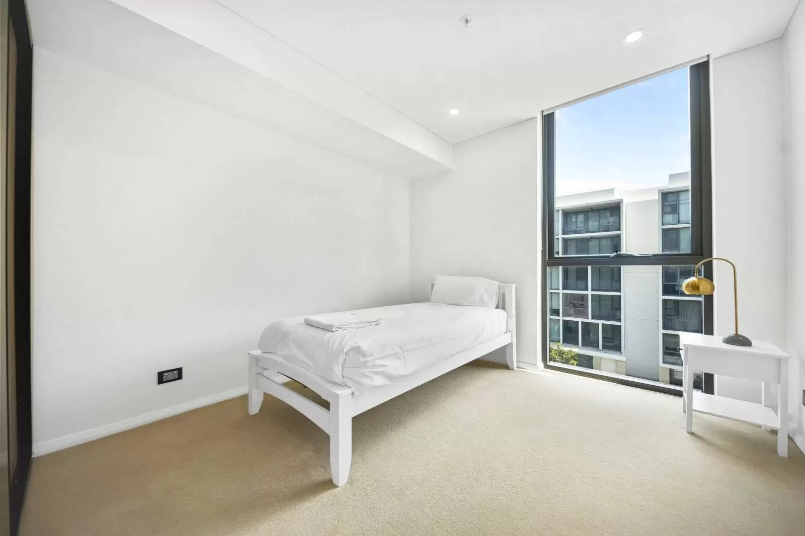 434/20 George Julius Avenue, Zetland Sold by Sydney Sotheby's International Realty - image 13