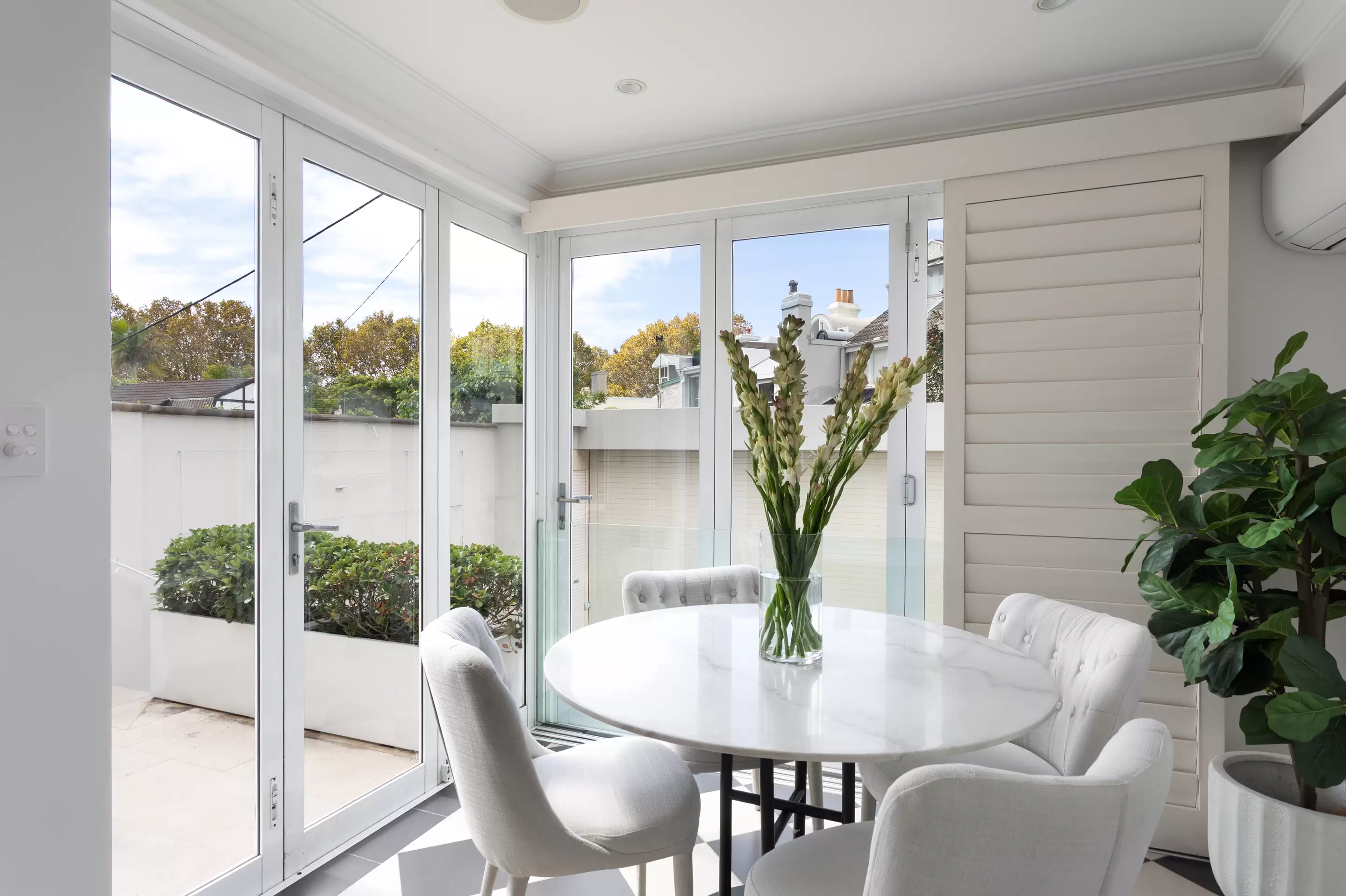 85 Jersey Road, Woollahra Sold by Sydney Sotheby's International Realty - image 9