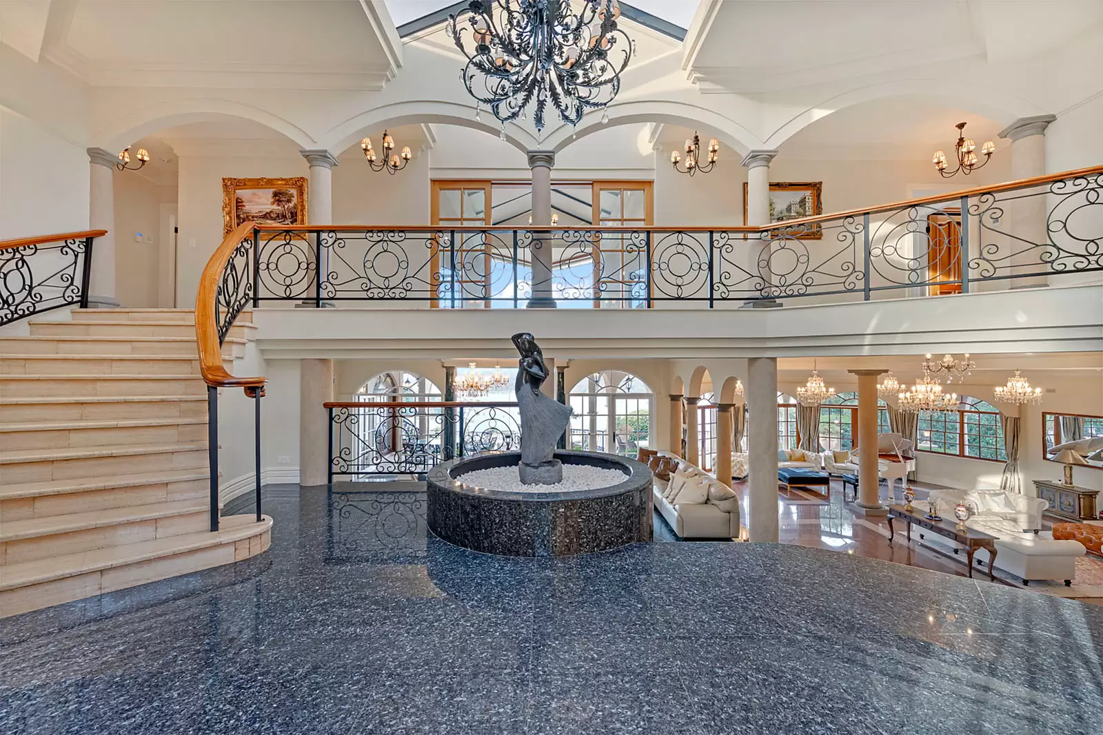 68 Minkara Road, Bayview For Sale by Sydney Sotheby's International Realty - image 6
