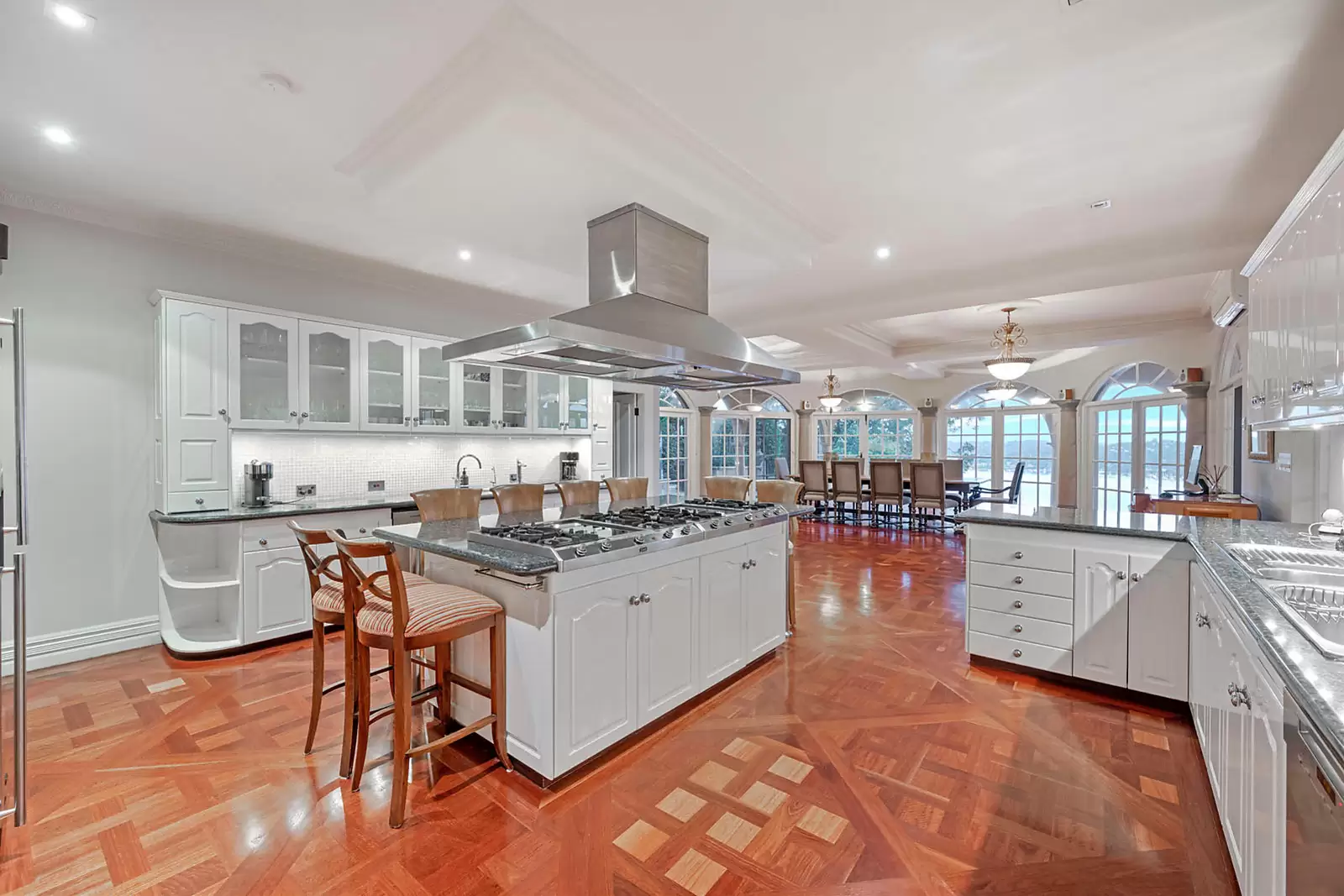 68 Minkara Road, Bayview For Sale by Sydney Sotheby's International Realty - image 10