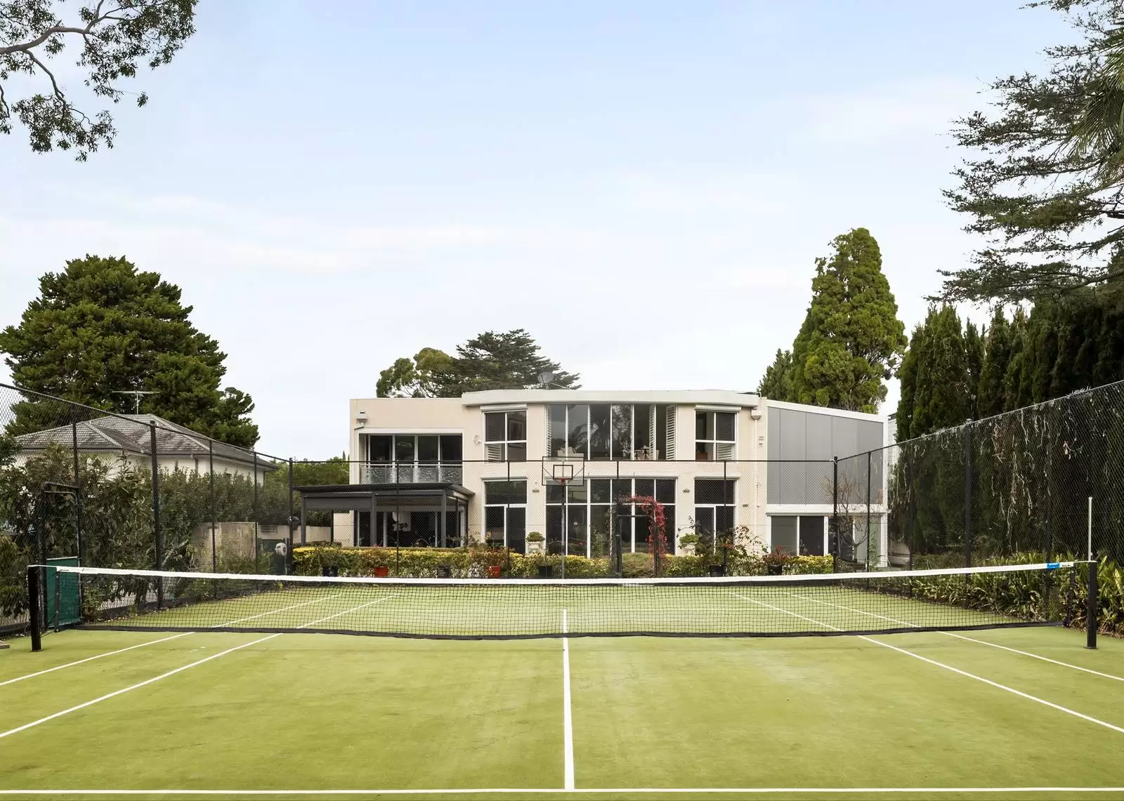 8 Saiala Road, East Killara Sold by Sydney Sotheby's International Realty - image 2