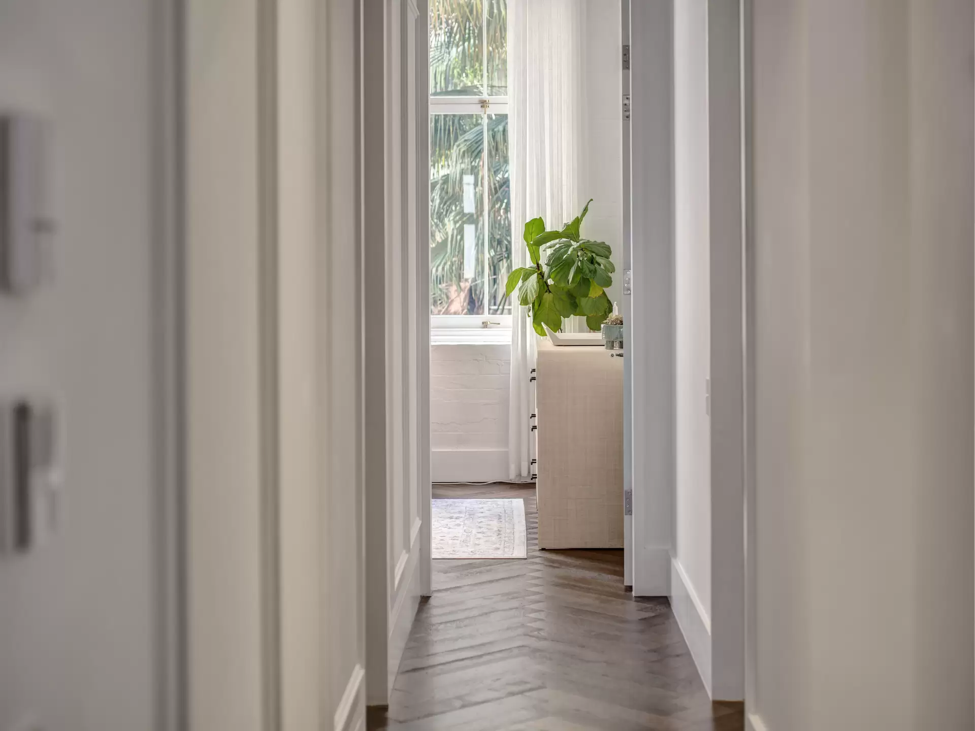 210/117-119 Kippax Street, Surry Hills Sold by Sydney Sotheby's International Realty - image 1