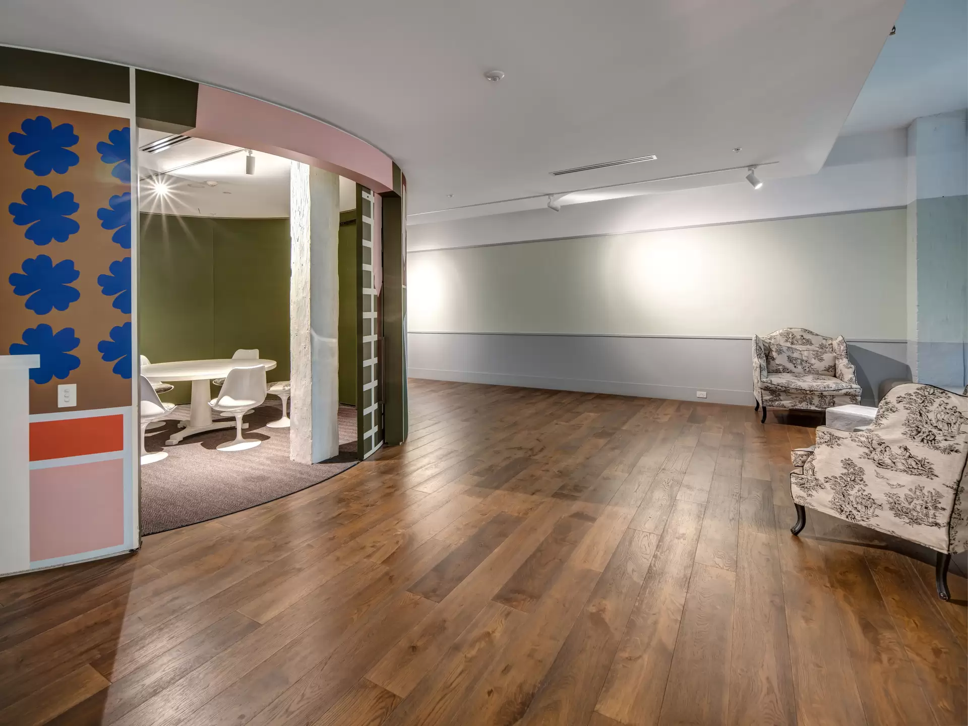 210/117-119 Kippax Street, Surry Hills Sold by Sydney Sotheby's International Realty - image 1