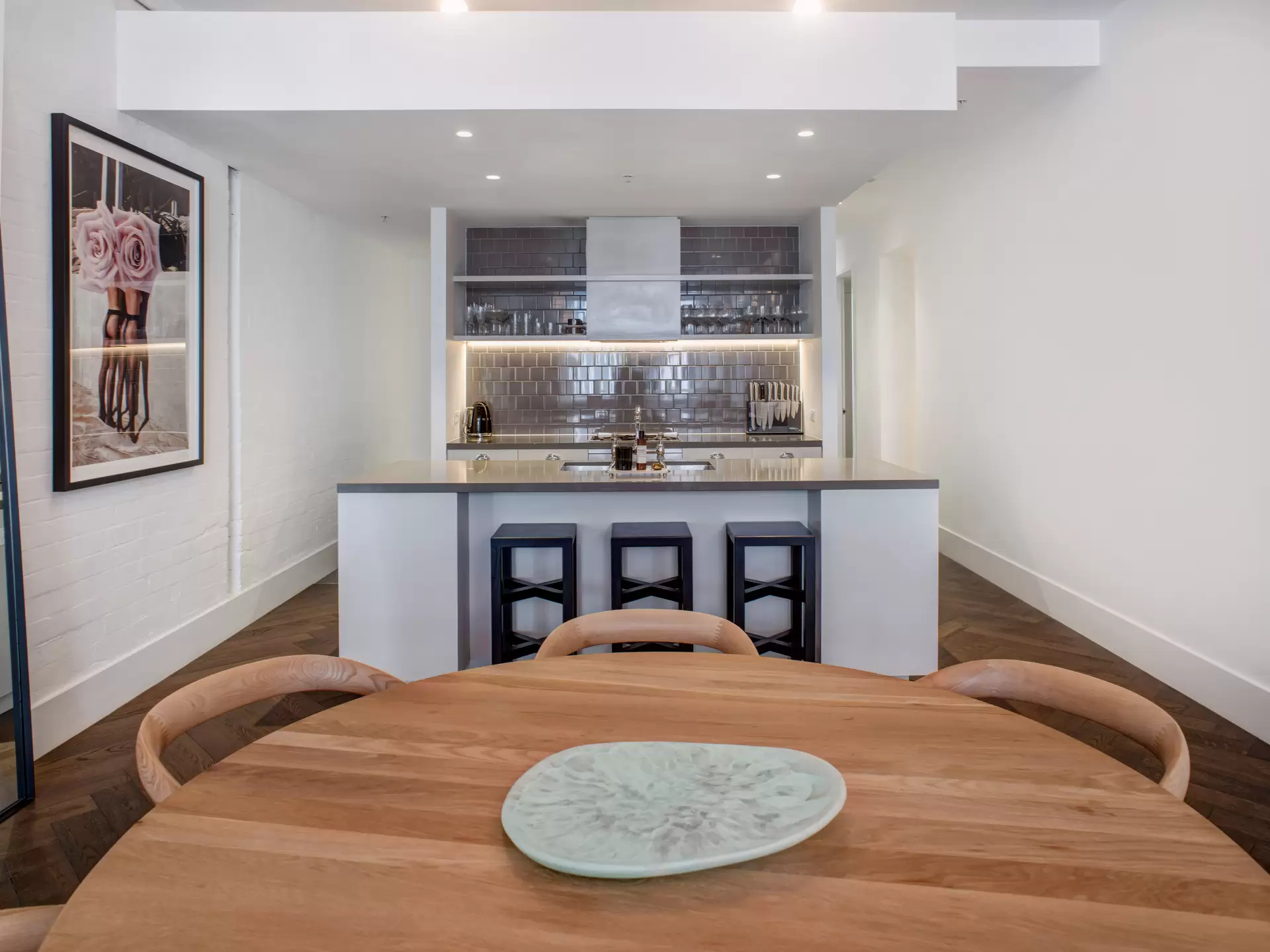 210/117-119 Kippax Street, Surry Hills Sold by Sydney Sotheby's International Realty - image 1