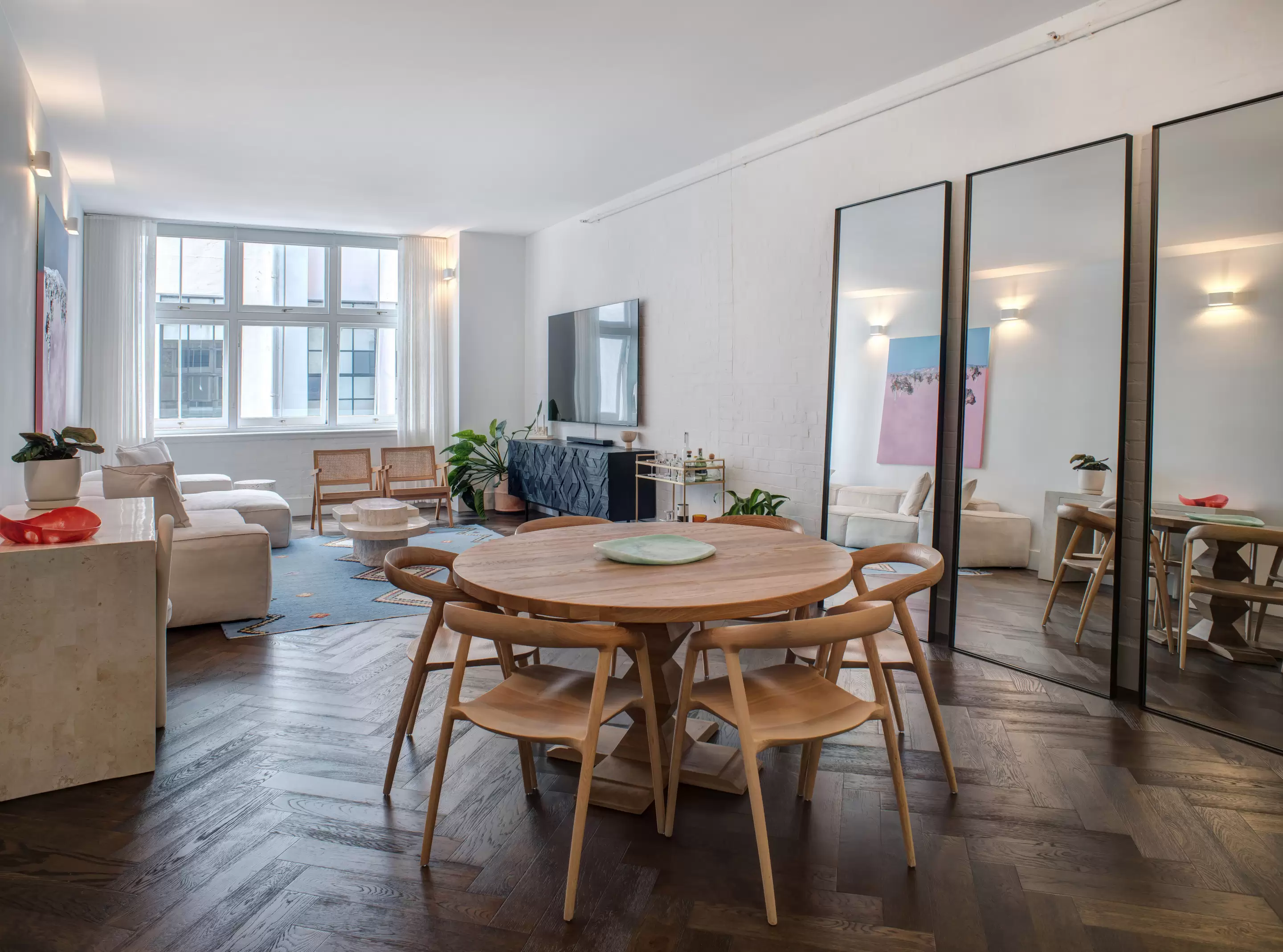 210/117-119 Kippax Street, Surry Hills Sold by Sydney Sotheby's International Realty - image 1