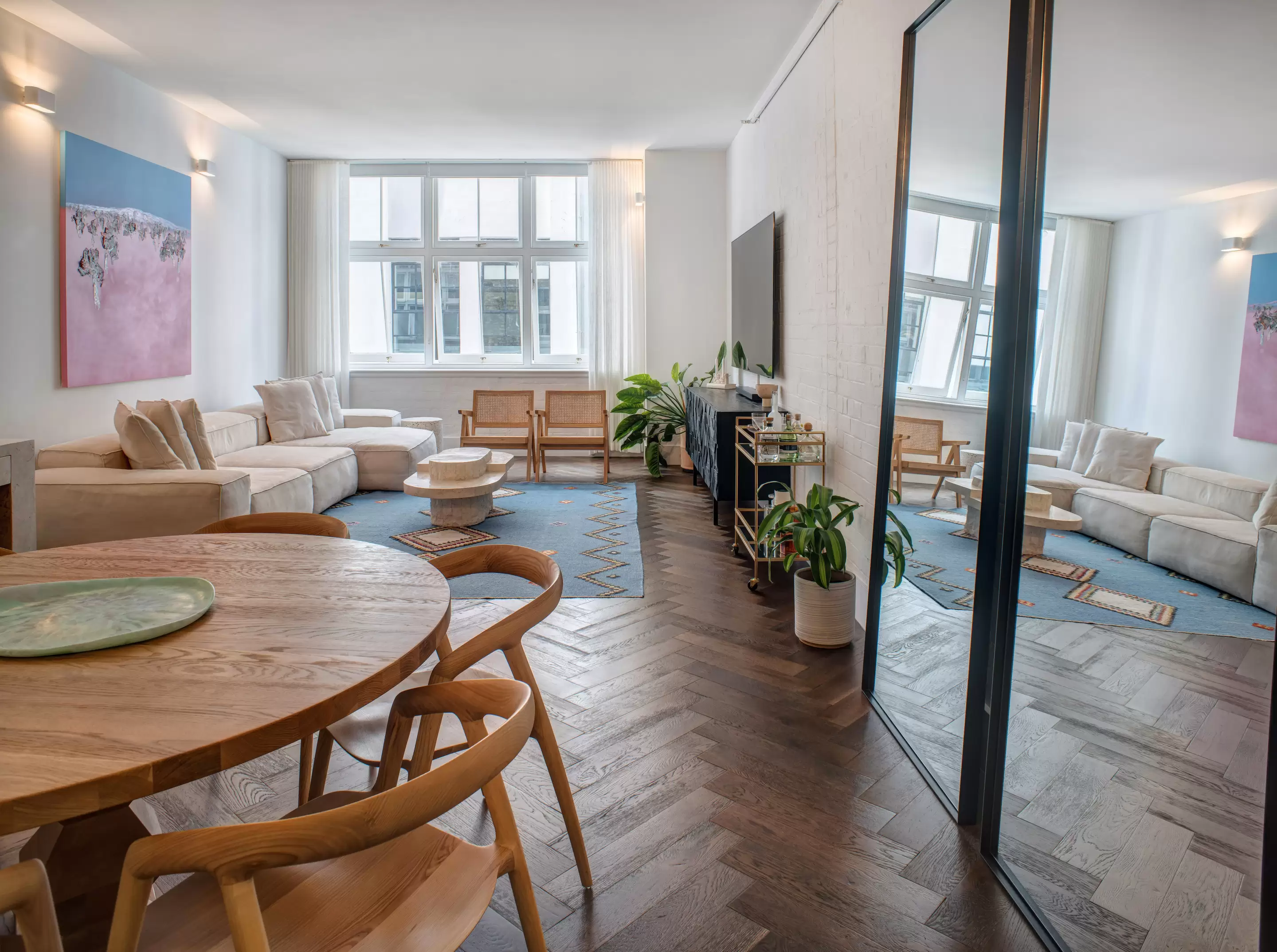 210/117-119 Kippax Street, Surry Hills Sold by Sydney Sotheby's International Realty - image 3
