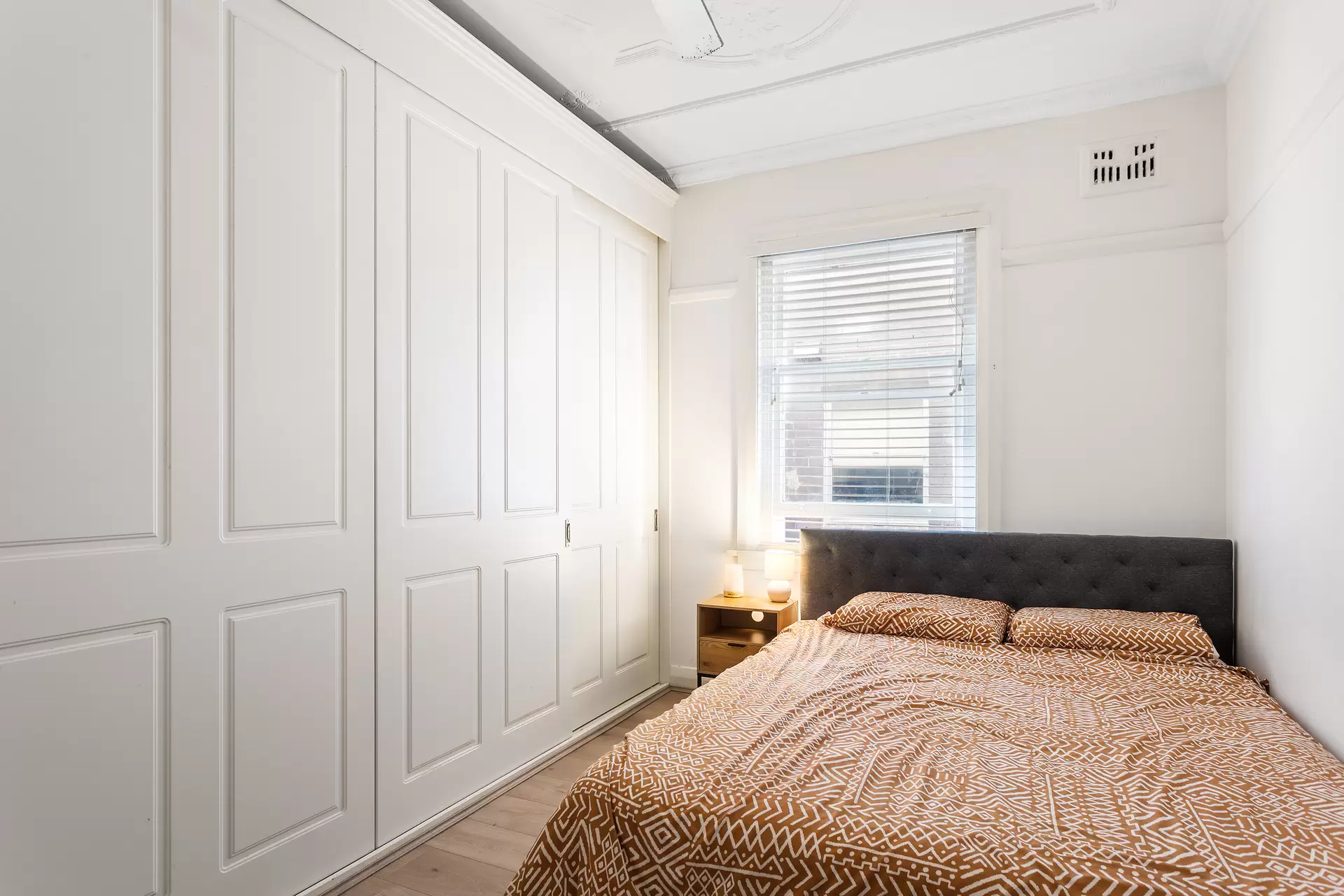 6/88 Coogee Bay Road, Coogee Sold by Sydney Sotheby's International Realty - image 3
