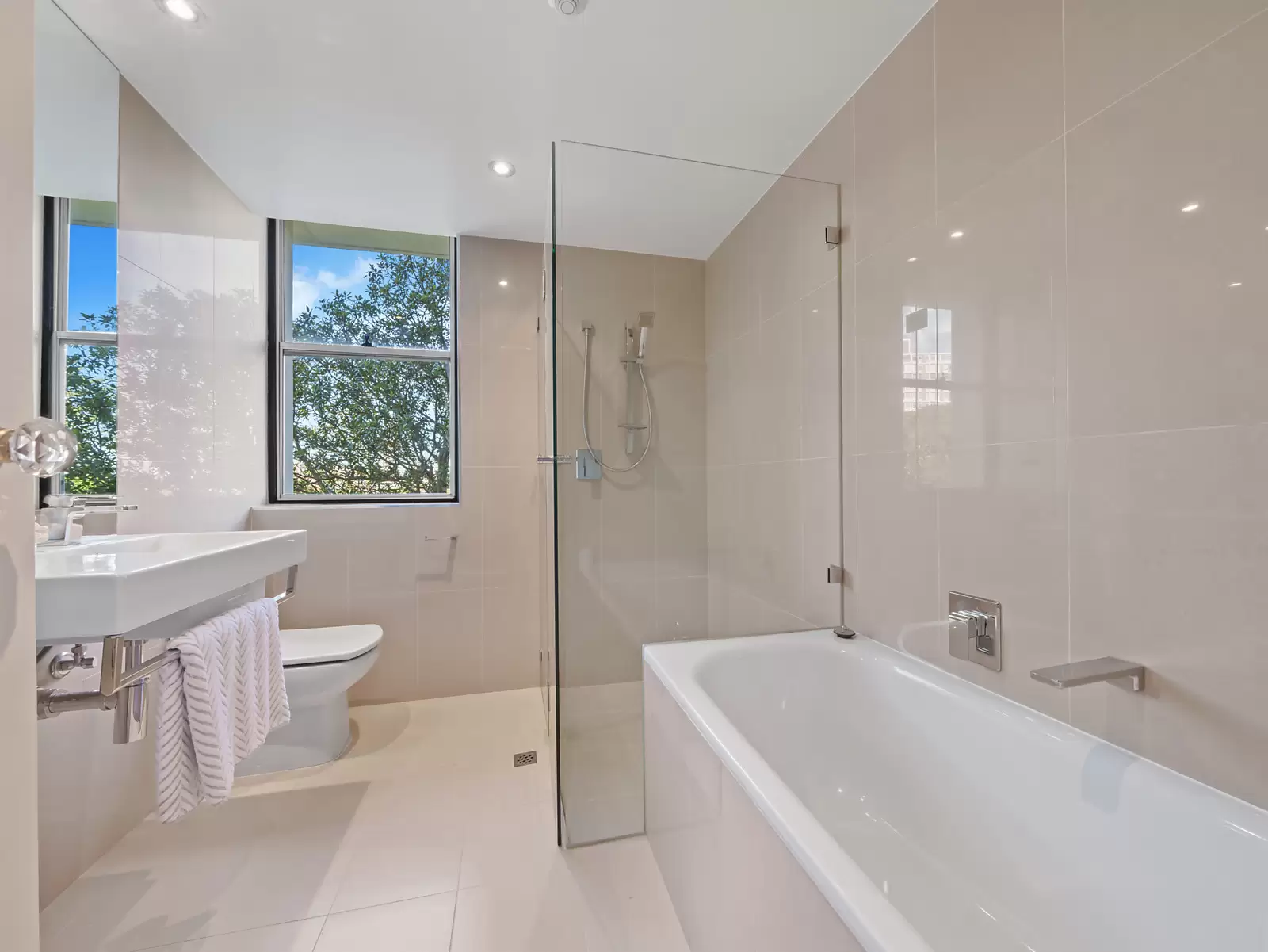 6C/13-15 Thornton Street, Darling Point Sold by Sydney Sotheby's International Realty - image 14