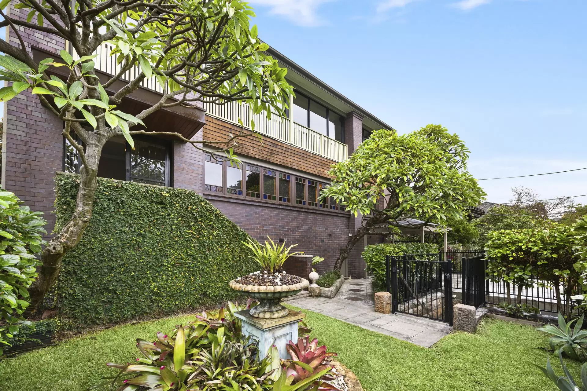 3 Wansey Road, Randwick Sold by Sydney Sotheby's International Realty - image 1