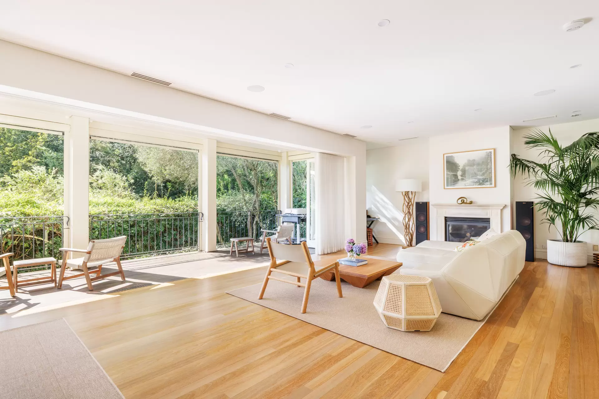 1 Roylston Street, Paddington Sold by Sydney Sotheby's International Realty - image 1