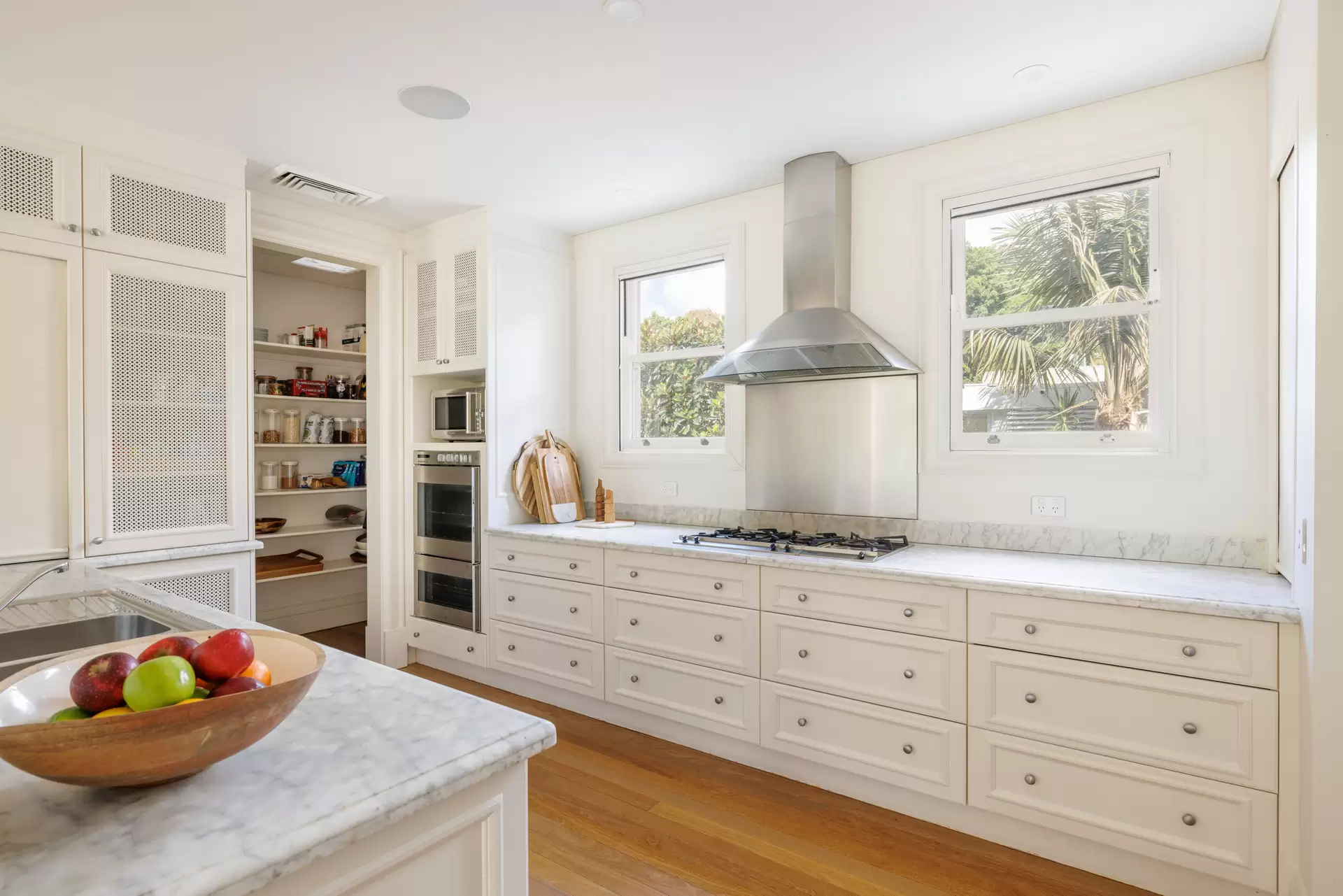 1 Roylston Street, Paddington Sold by Sydney Sotheby's International Realty - image 1