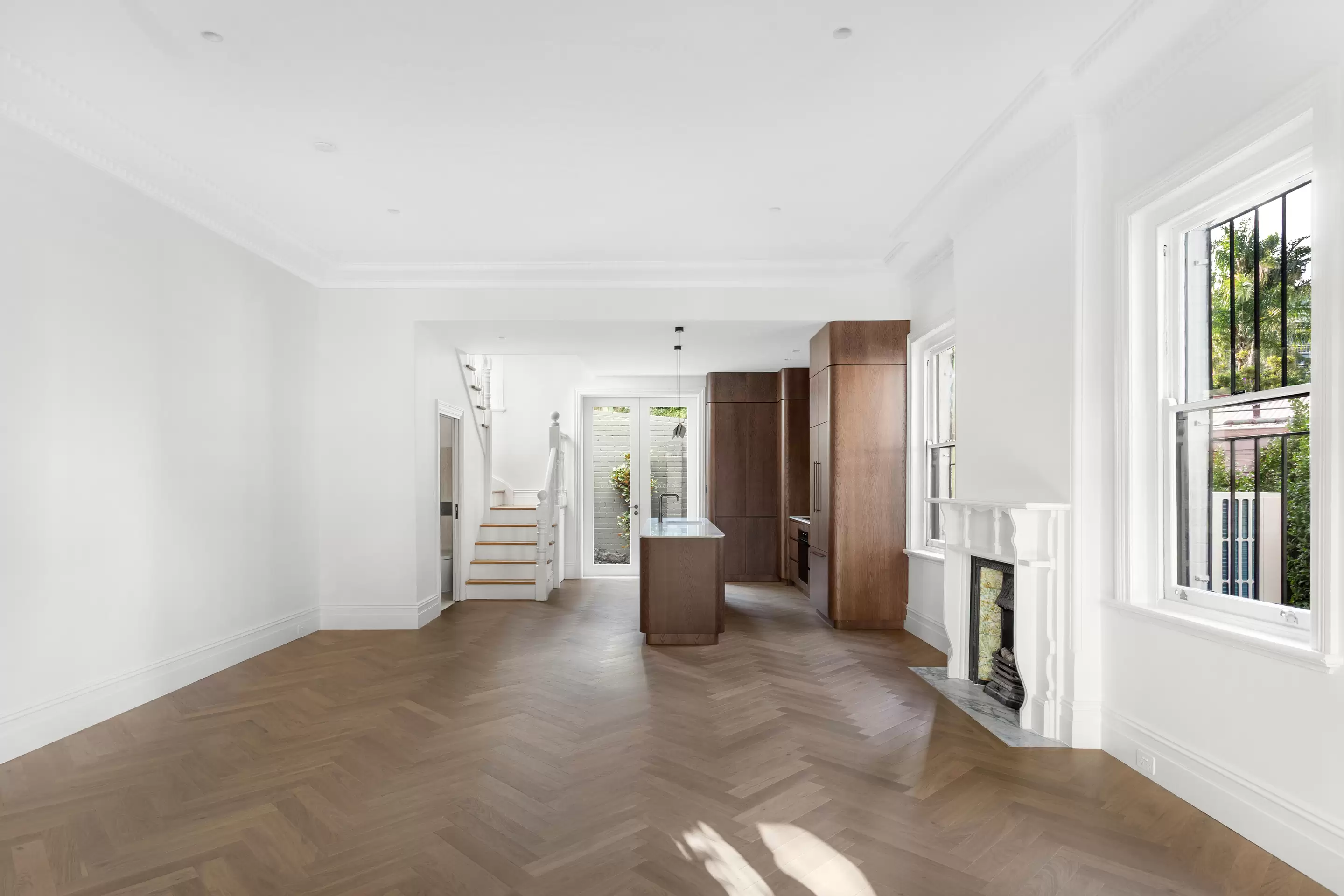 18 Comber Street, Paddington Sold by Sydney Sotheby's International Realty - image 3