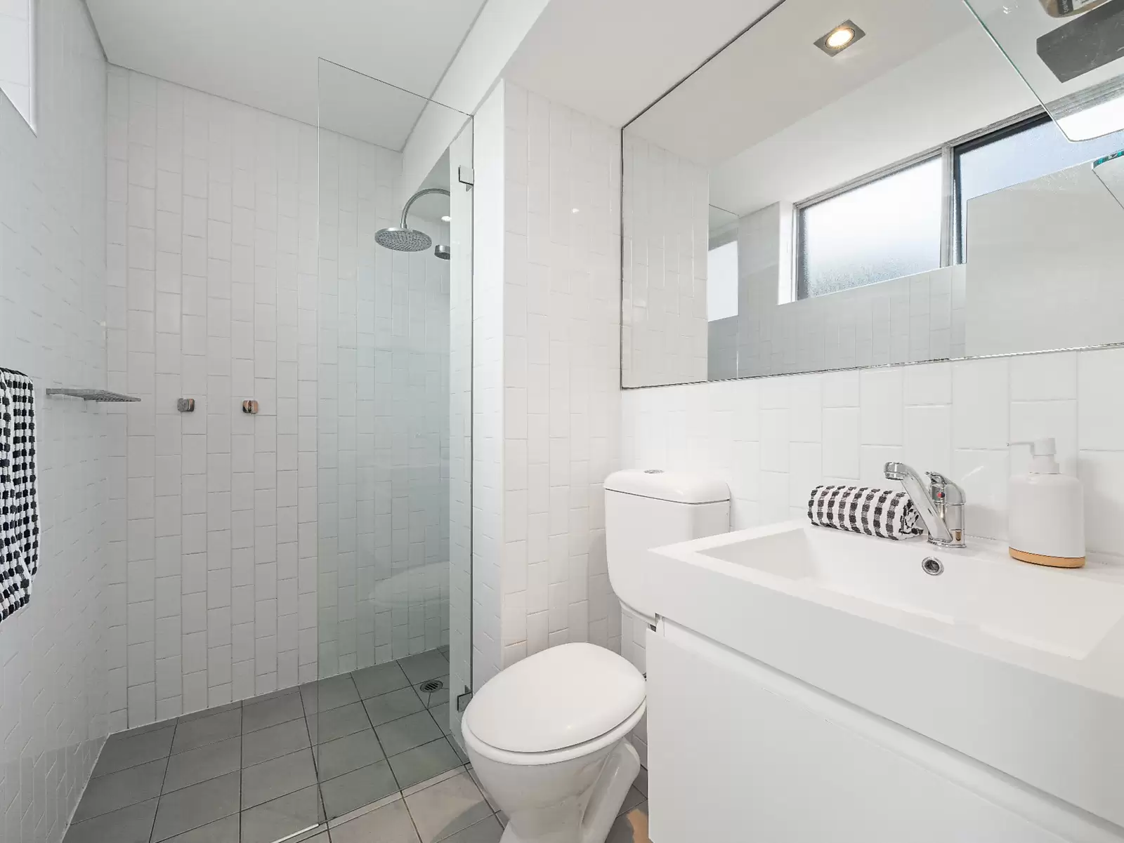 22/186 Sutherland Street, Paddington Sold by Sydney Sotheby's International Realty - image 8
