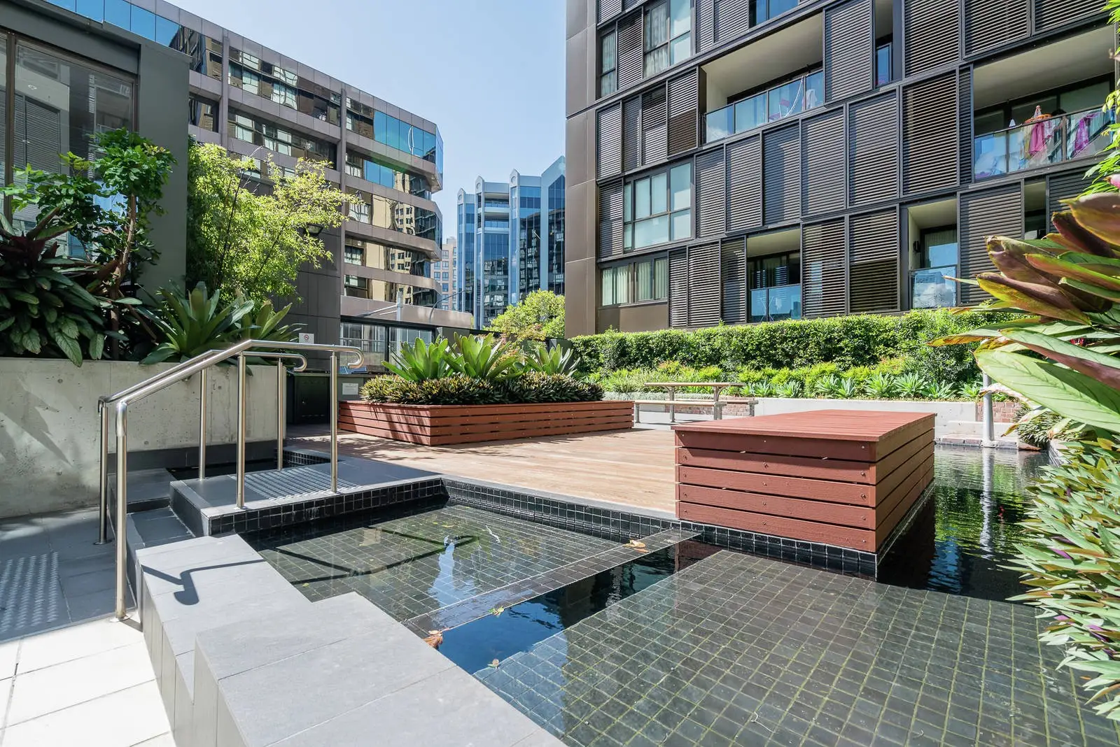 S1011/178 Thomas Street, Haymarket Sold by Sydney Sotheby's International Realty - image 2