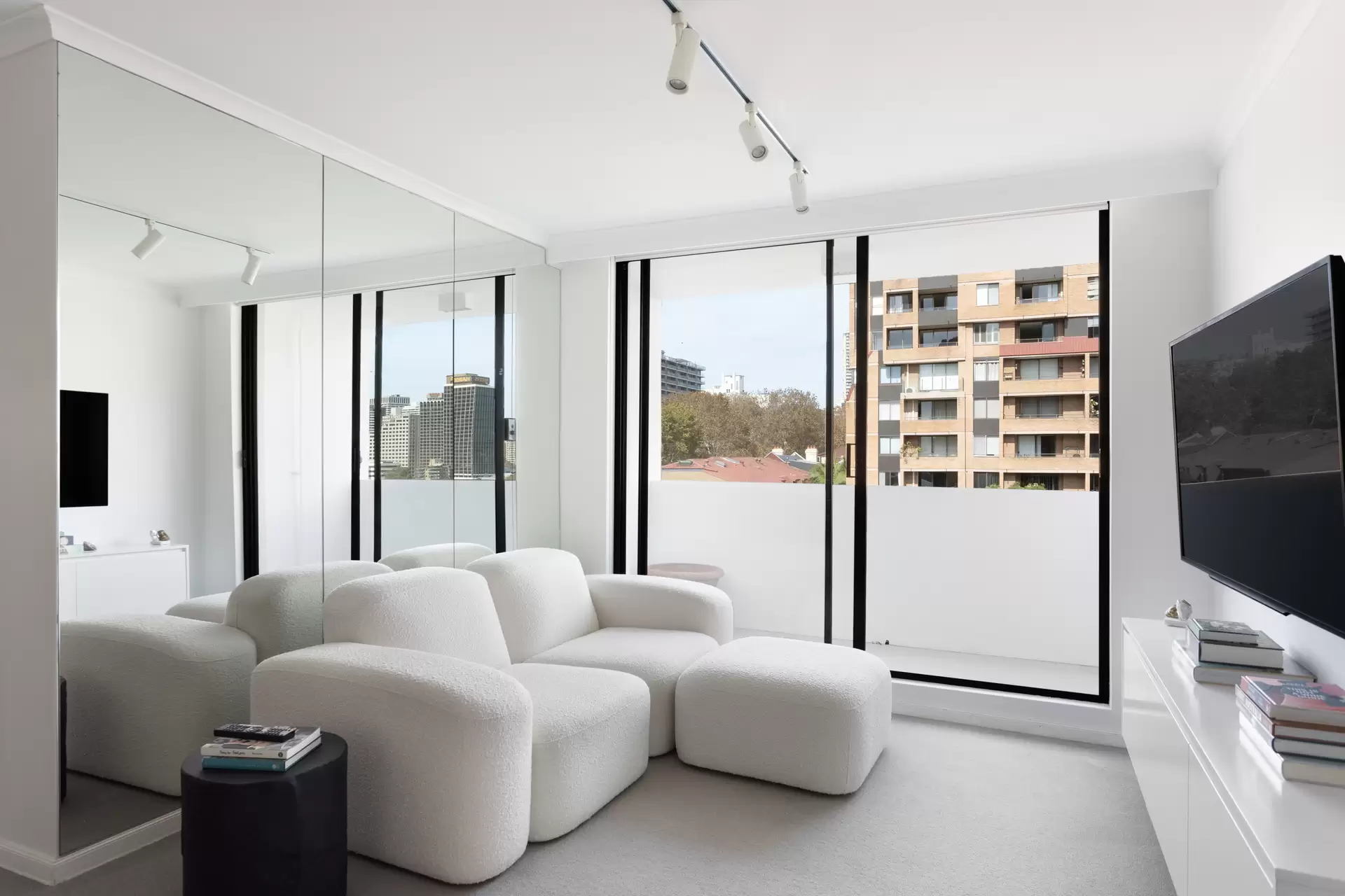 128/71 Victoria Street, Potts Point Sold by Sydney Sotheby's International Realty - image 1