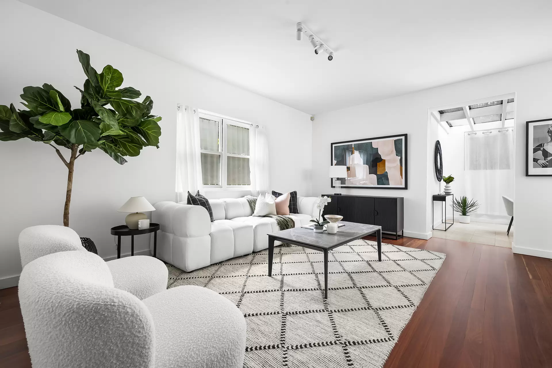 2/320 Edgecliff Road, Woollahra Sold by Sydney Sotheby's International Realty - image 1