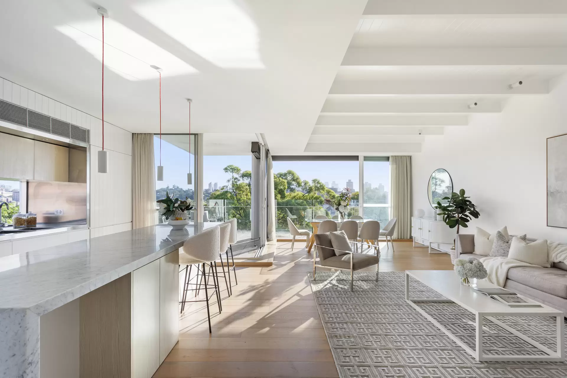 15/535 New South Head Road, Double Bay Sold by Sydney Sotheby's International Realty - image 1
