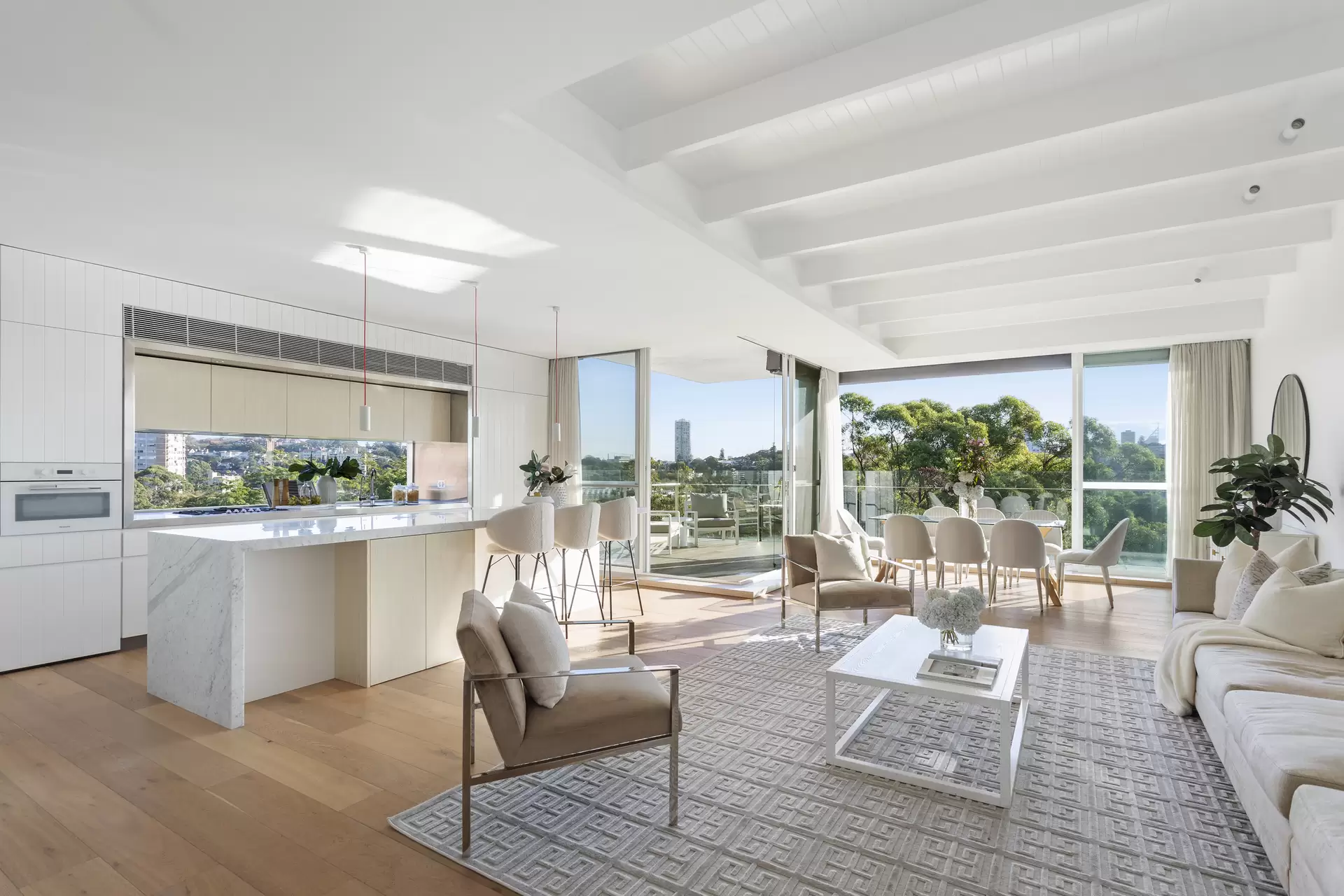 15/535 New South Head Road, Double Bay Sold by Sydney Sotheby's International Realty - image 1