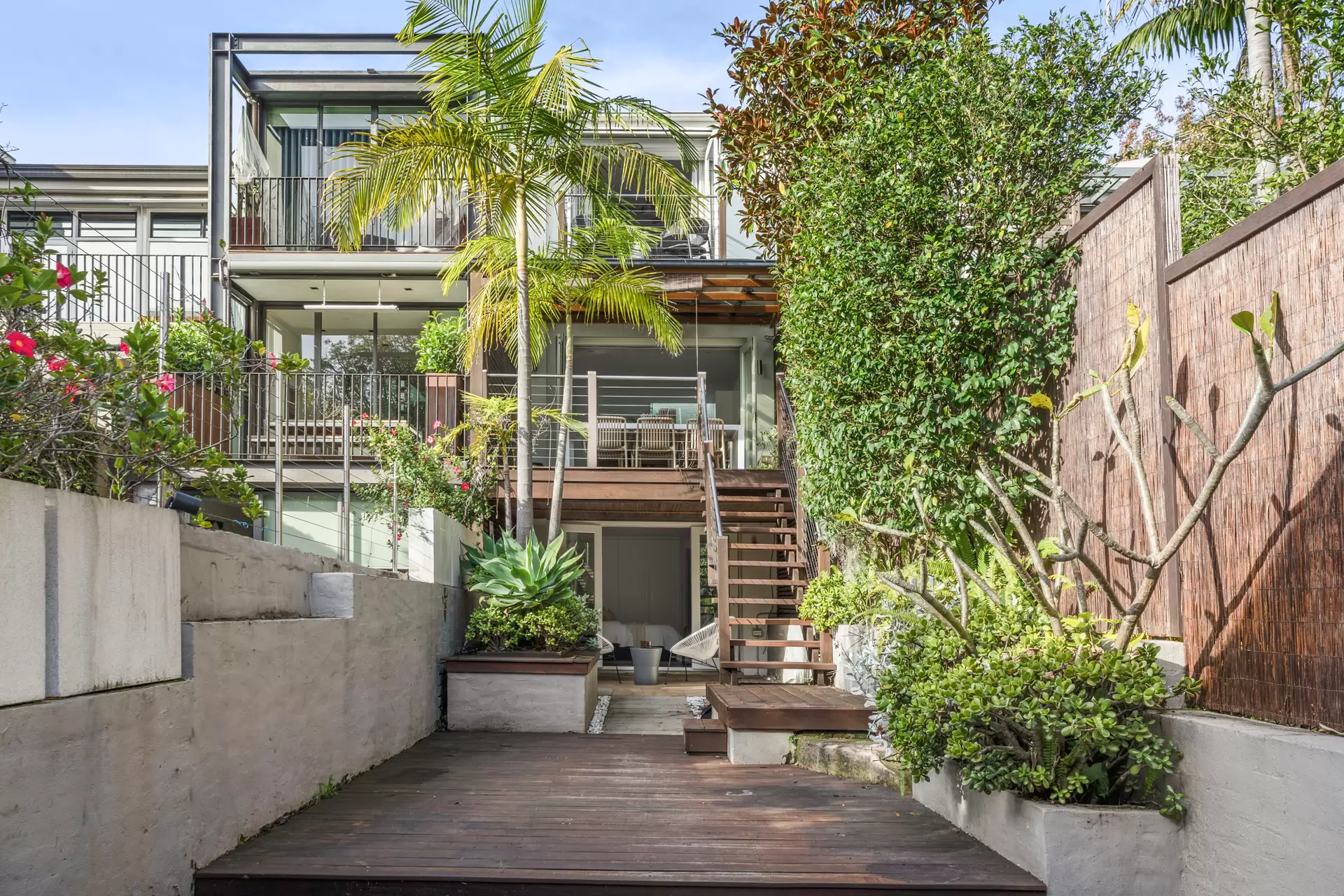 80 Holdsworth Street, Woollahra Sold by Sydney Sotheby's International Realty - image 1