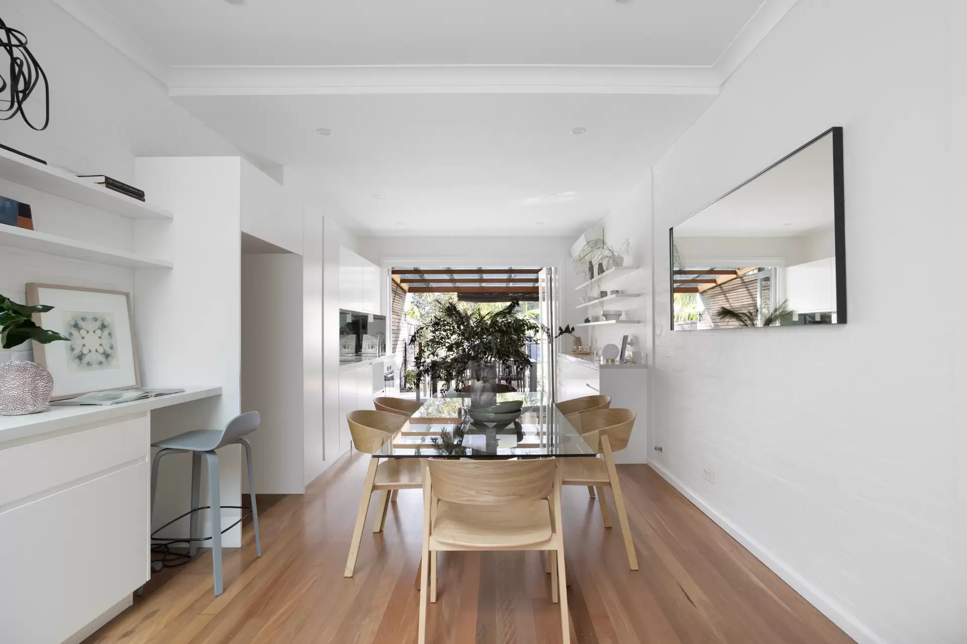 80 Holdsworth Street, Woollahra Sold by Sydney Sotheby's International Realty - image 1