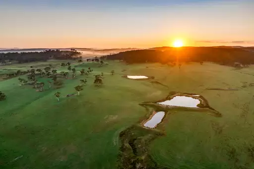 3262 Braidwood Road, Lake Bathurst Sold by Sydney Sotheby's International Realty