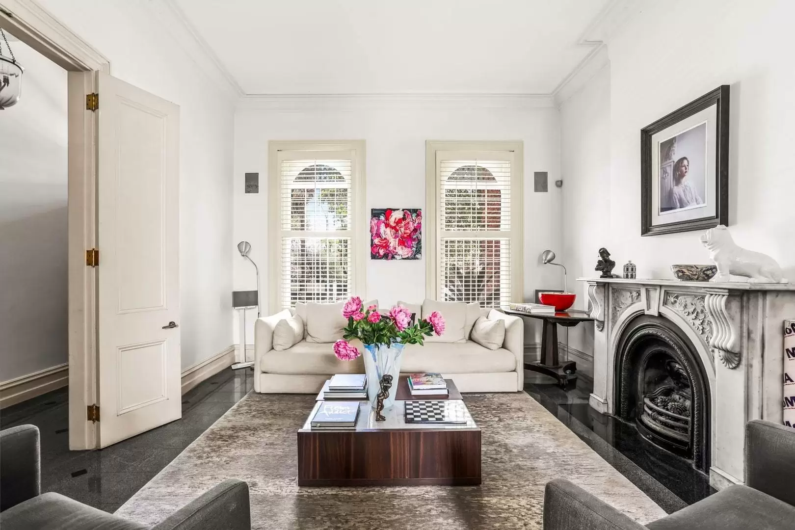 372 Moore Park Road, Paddington Sold by Sydney Sotheby's International Realty - image 2