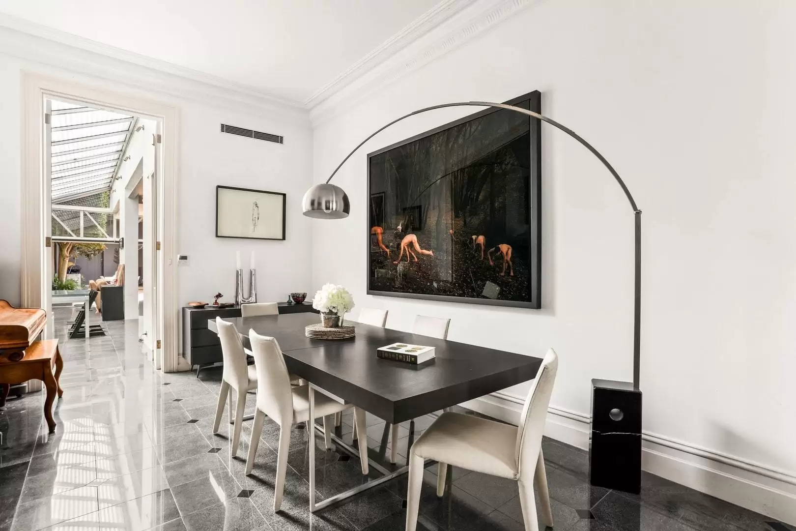 372 Moore Park Road, Paddington Sold by Sydney Sotheby's International Realty - image 3