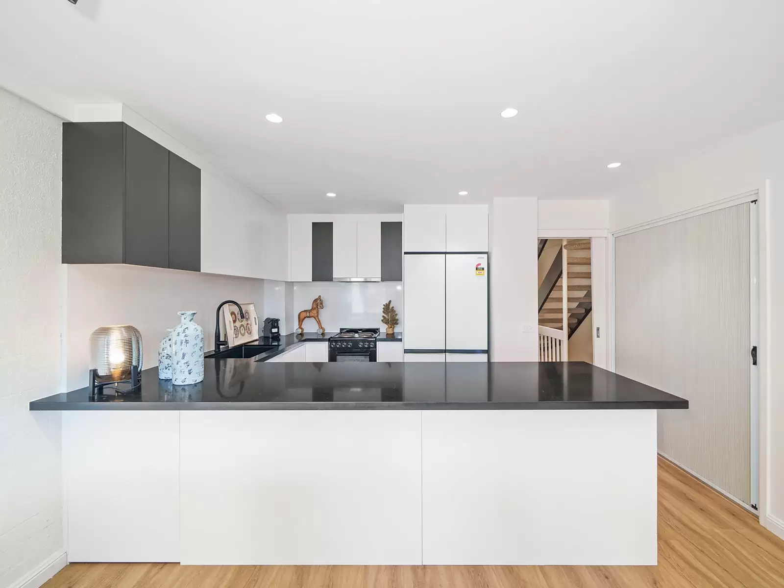 120 Cathedral Street, Woolloomooloo Sold by Sydney Sotheby's International Realty - image 10