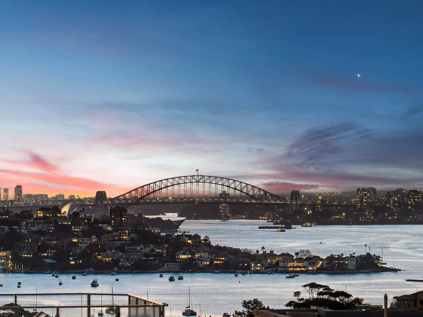216 Military Road, Dover Heights Sold by Sydney Sotheby's International Realty - image 1