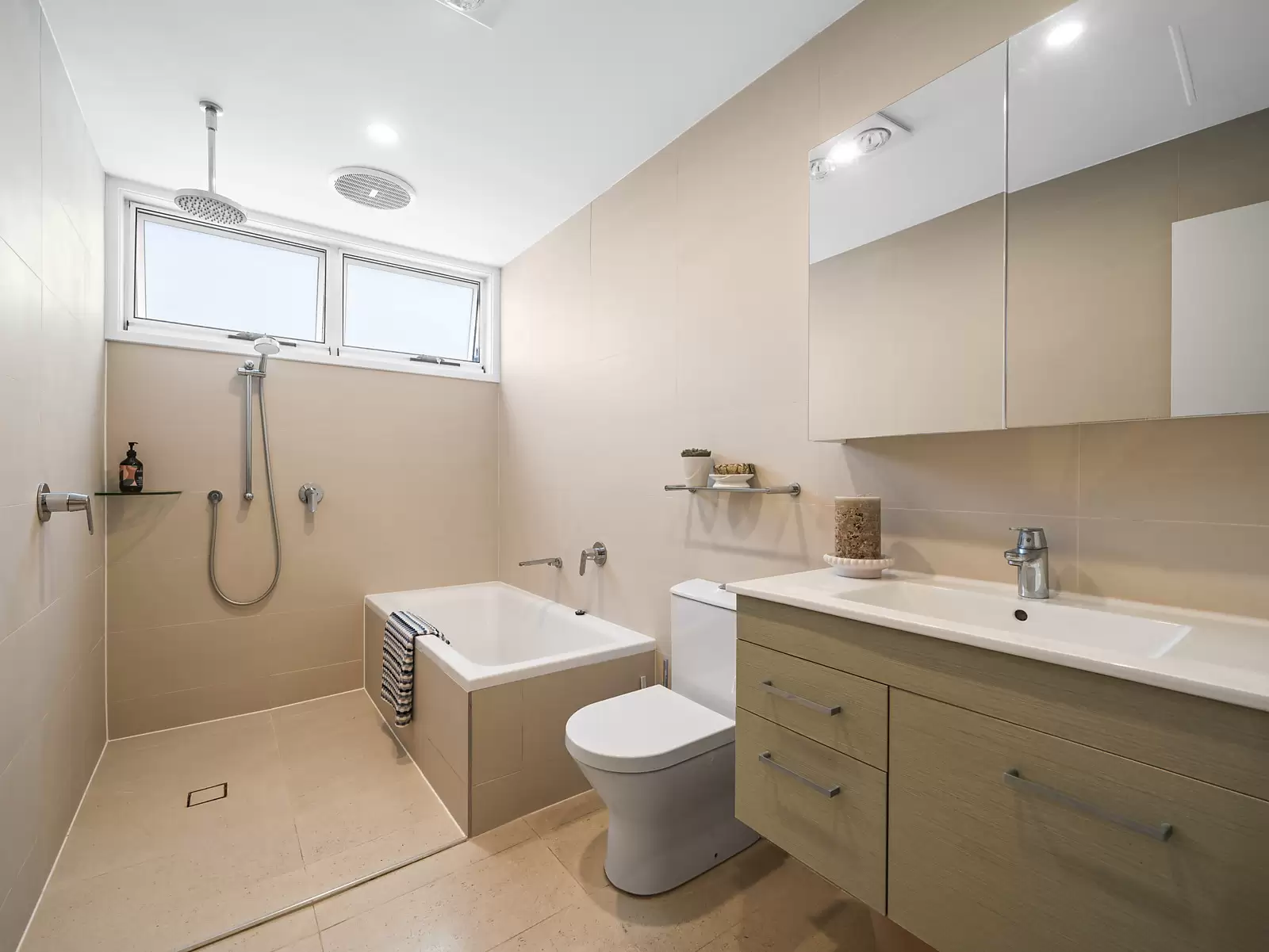 96 Wellington Street, Bondi Beach Sold by Sydney Sotheby's International Realty - image 14