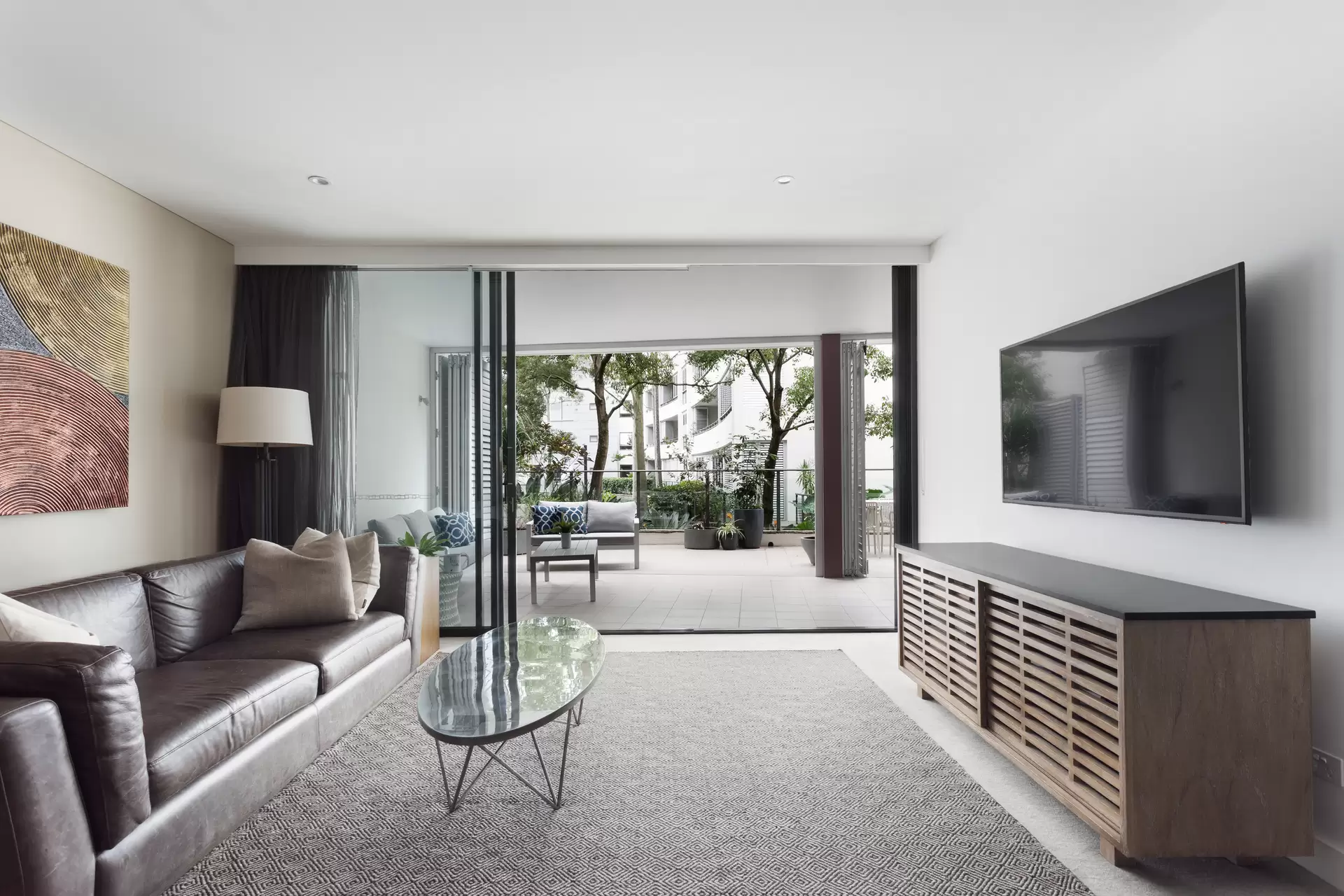 12/16 Neild Avenue, Darlinghurst Sold by Sydney Sotheby's International Realty - image 1