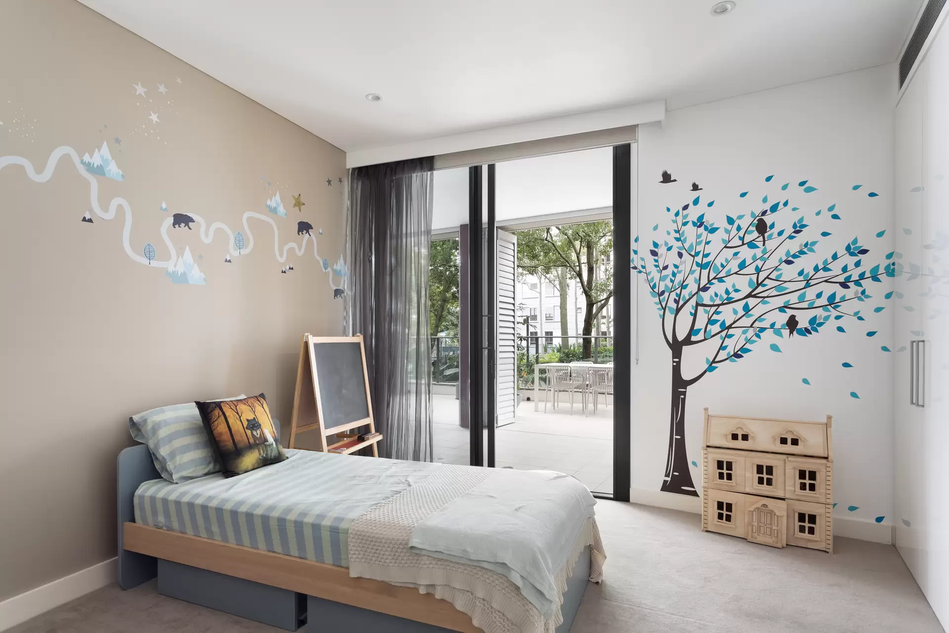 12/16 Neild Avenue, Darlinghurst Sold by Sydney Sotheby's International Realty - image 1