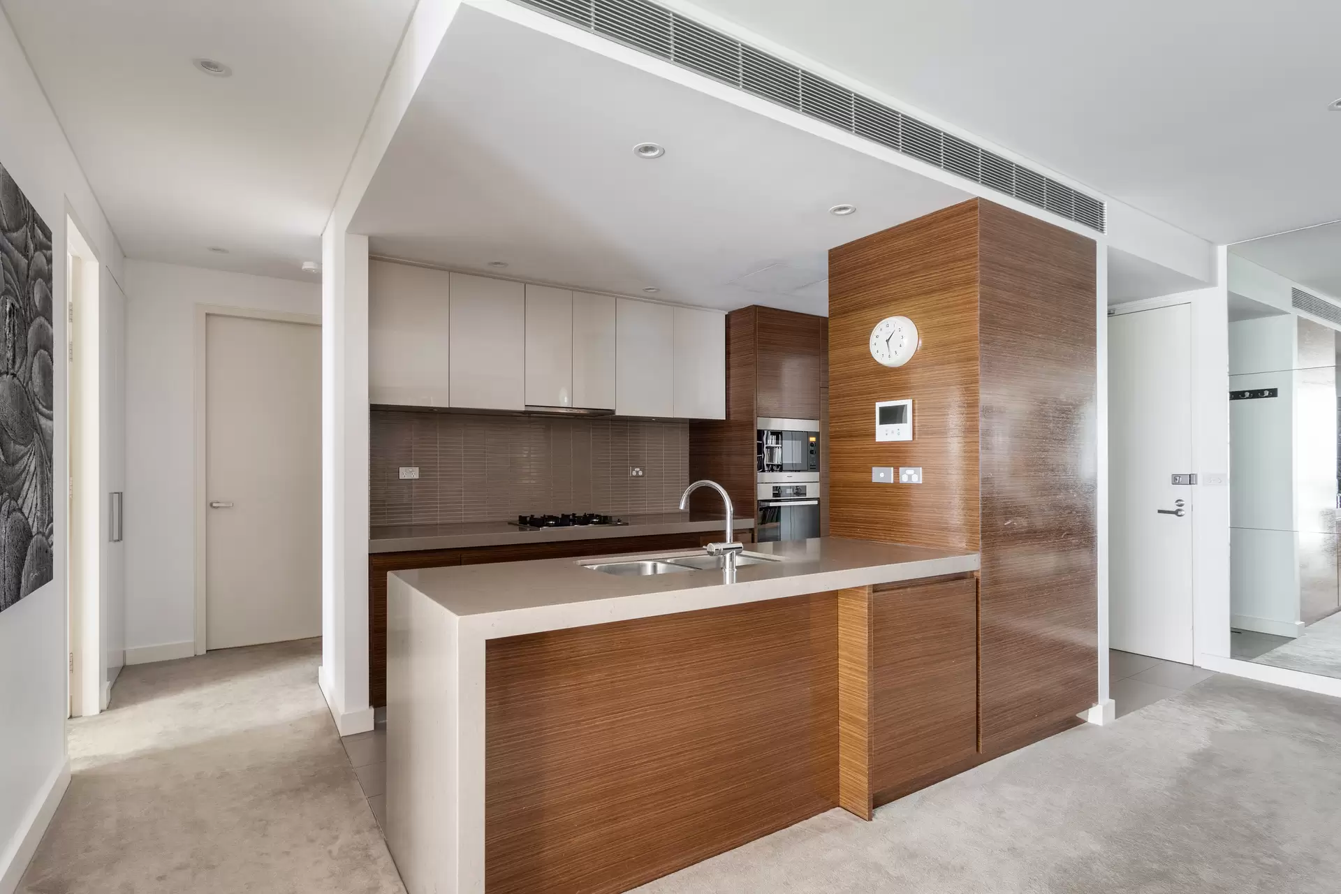 12/16 Neild Avenue, Darlinghurst Sold by Sydney Sotheby's International Realty - image 1