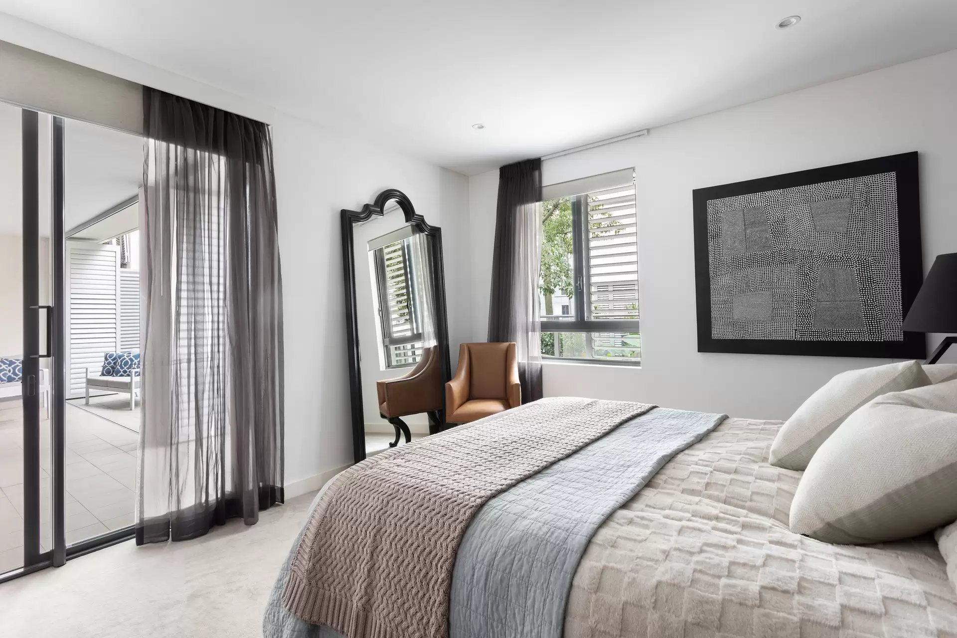 12/16 Neild Avenue, Darlinghurst Sold by Sydney Sotheby's International Realty - image 1