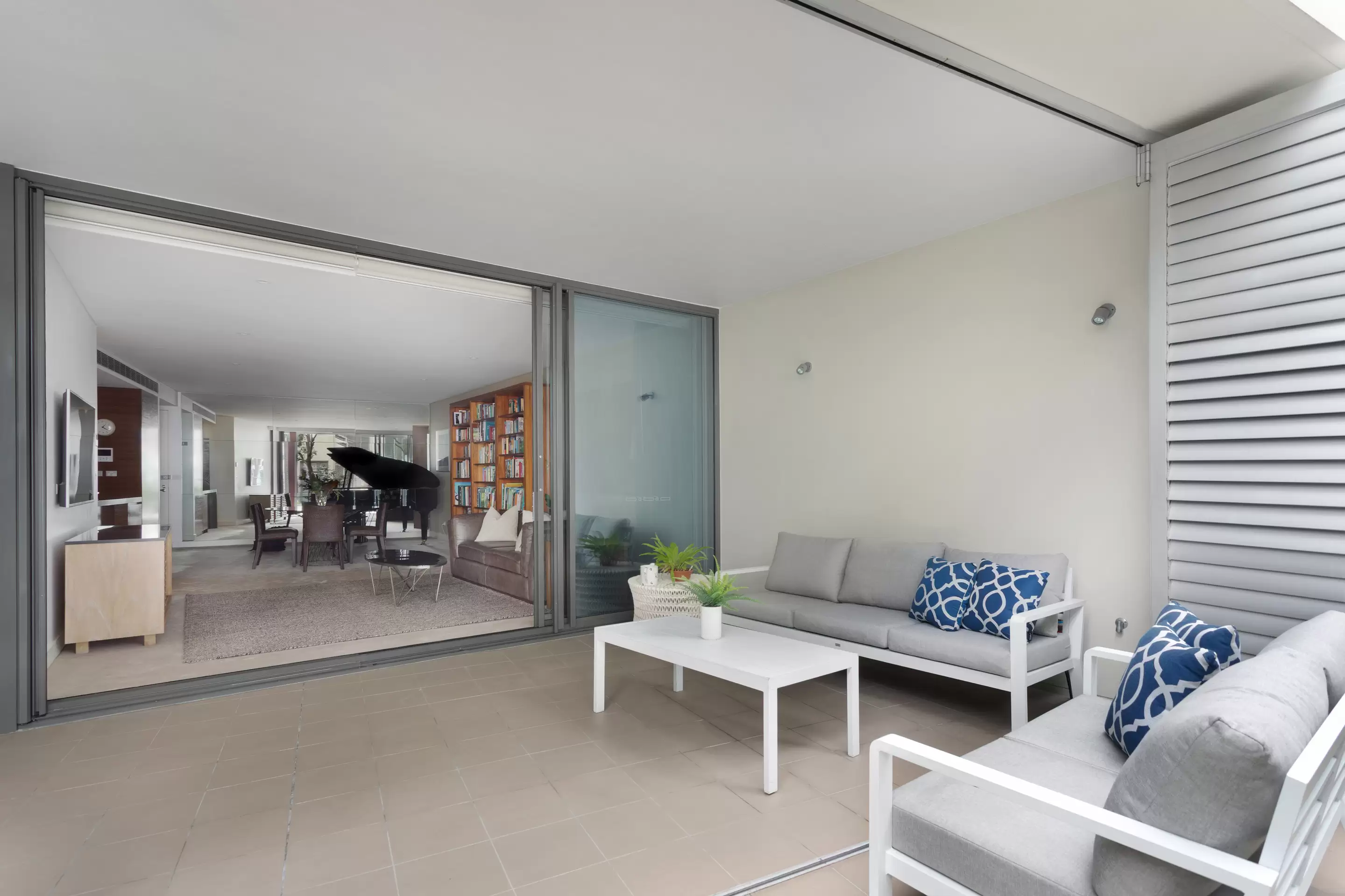 12/16 Neild Avenue, Darlinghurst Sold by Sydney Sotheby's International Realty - image 5