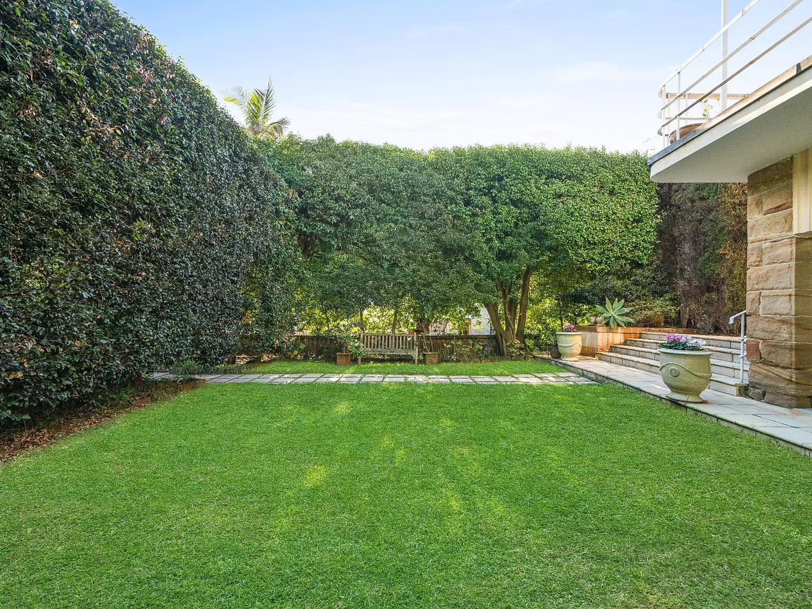 6 Graylind Place, Vaucluse Sold by Sydney Sotheby's International Realty - image 3