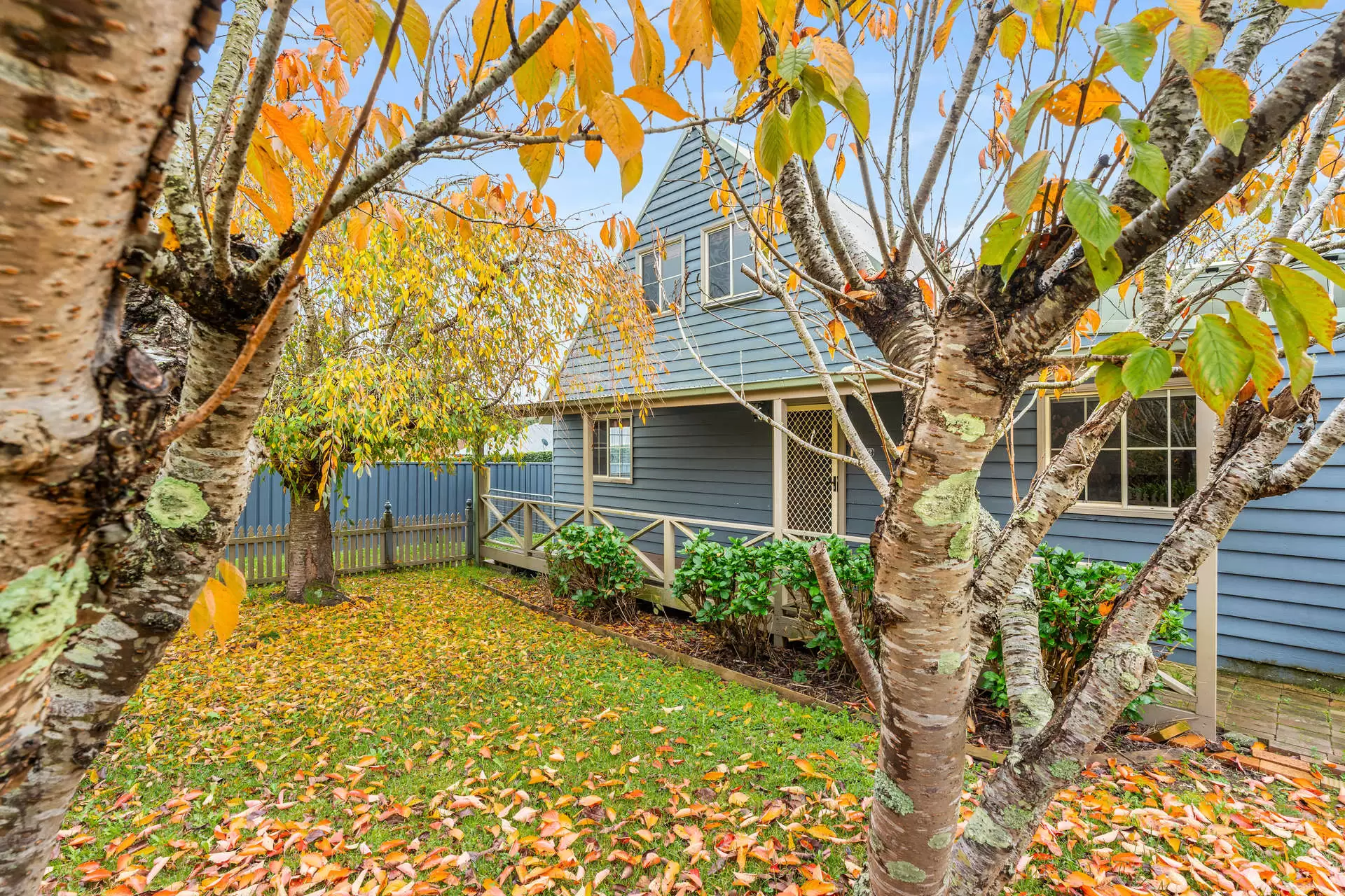 12 Swan Street, Robertson Sold by Sydney Sotheby's International Realty - image 2