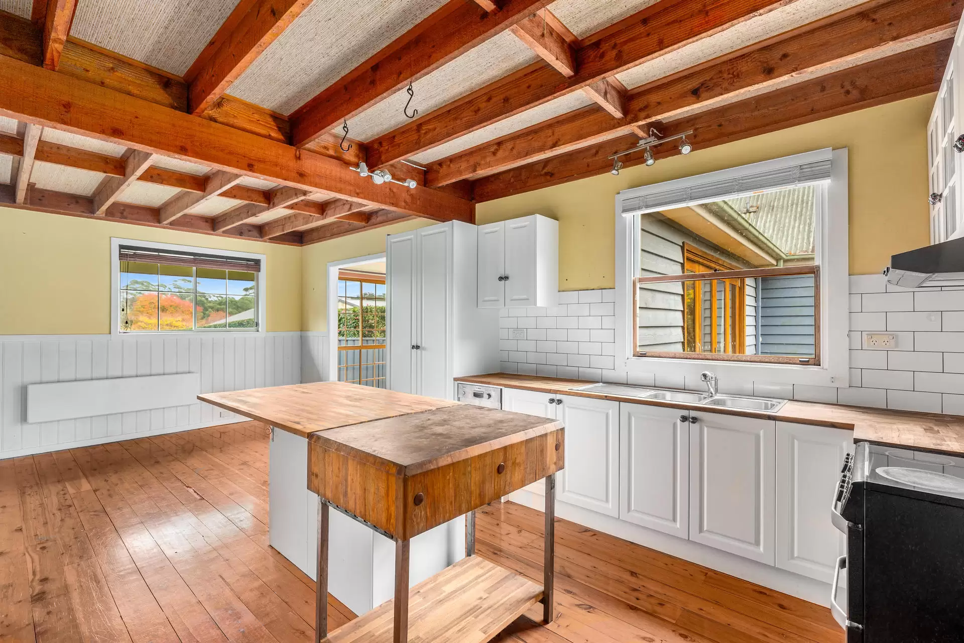 12 Swan Street, Robertson Sold by Sydney Sotheby's International Realty - image 7
