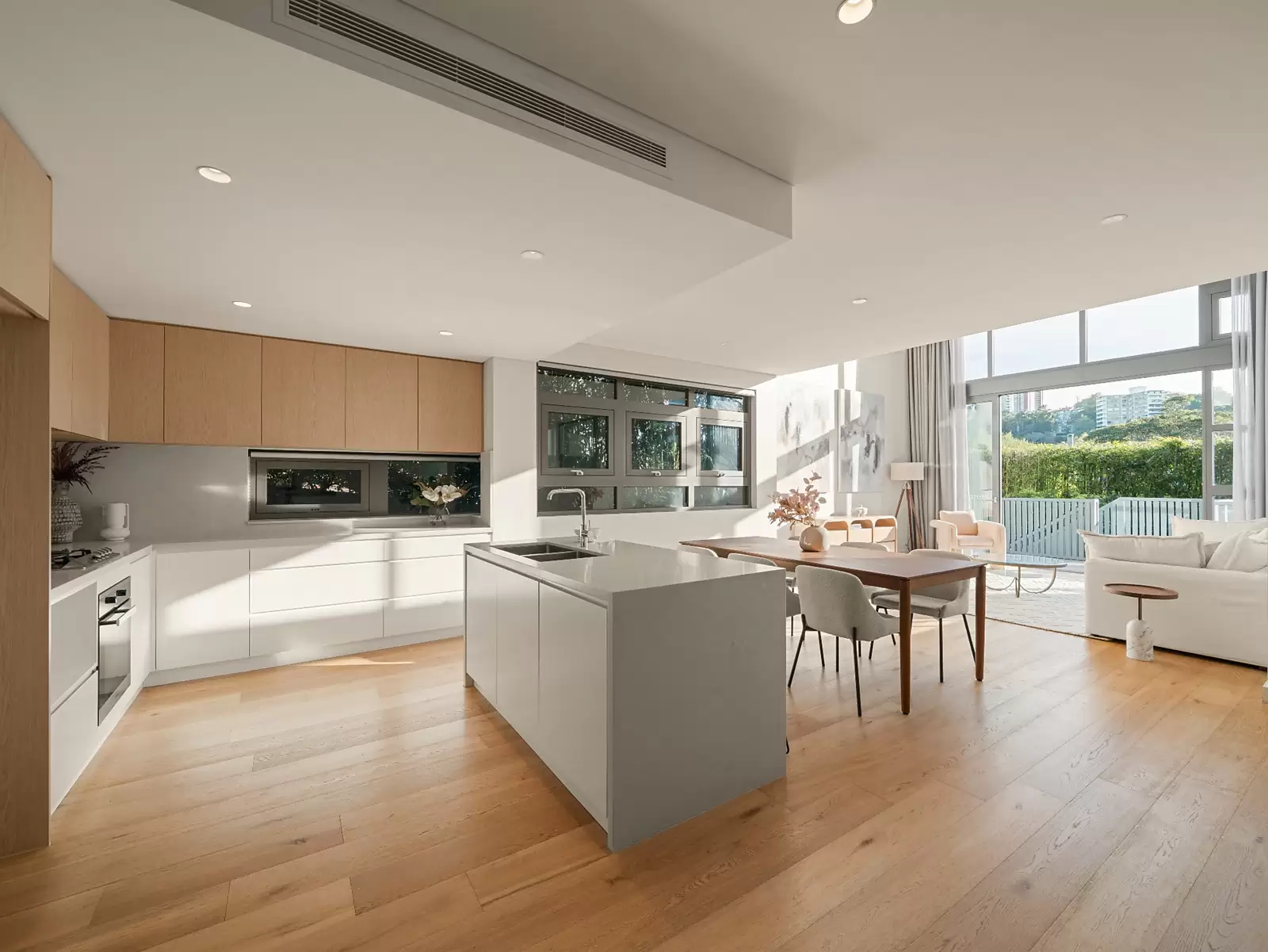 3/17 Carlotta Road, Double Bay Sold by Sydney Sotheby's International Realty - image 2