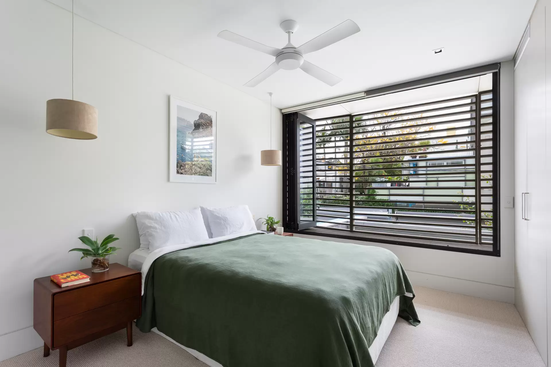 445 Crown Street, Surry Hills Sold by Sydney Sotheby's International Realty - image 1