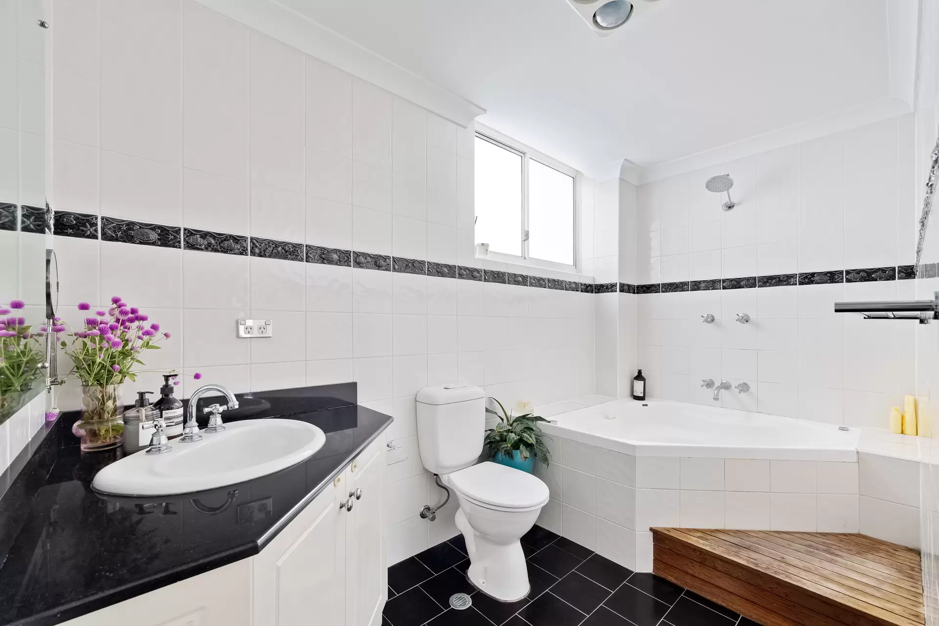 4/268-272  Carrington Road, Randwick Sold by Sydney Sotheby's International Realty - image 7