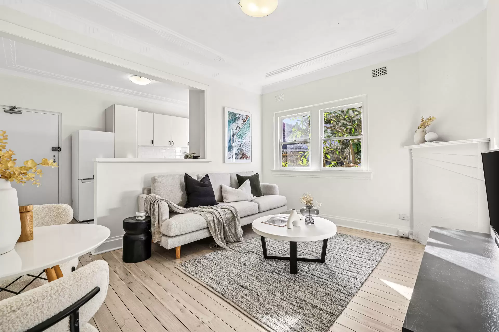 6/1 Lowe Street, Clovelly Sold by Sydney Sotheby's International Realty - image 2