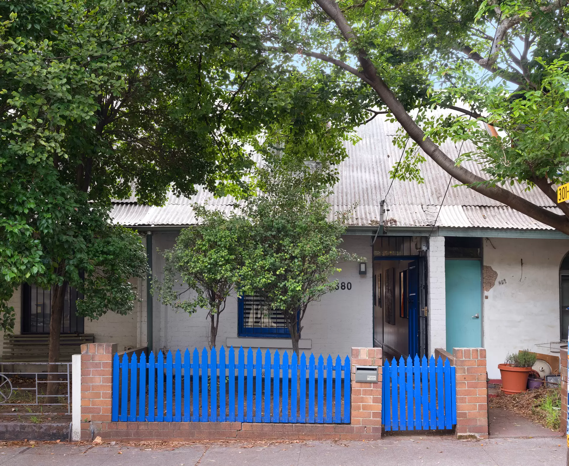 680 Elizabeth Street, Waterloo Sold by Sydney Sotheby's International Realty - image 1