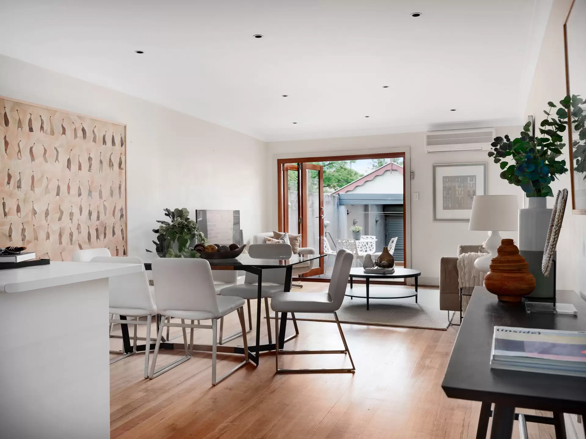 680 Elizabeth Street, Waterloo Sold by Sydney Sotheby's International Realty - image 1