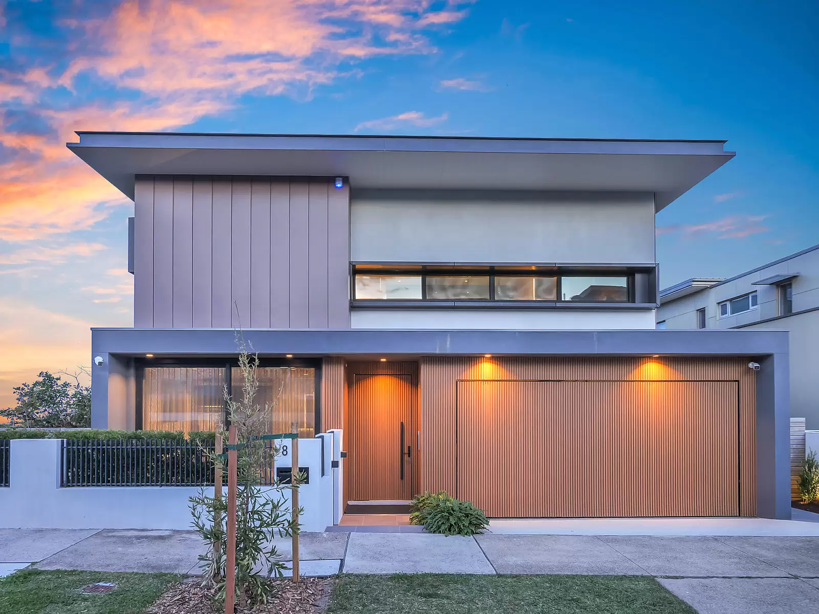 8 McMaster Place, Little Bay For Sale by Sydney Sotheby's International Realty - image 1
