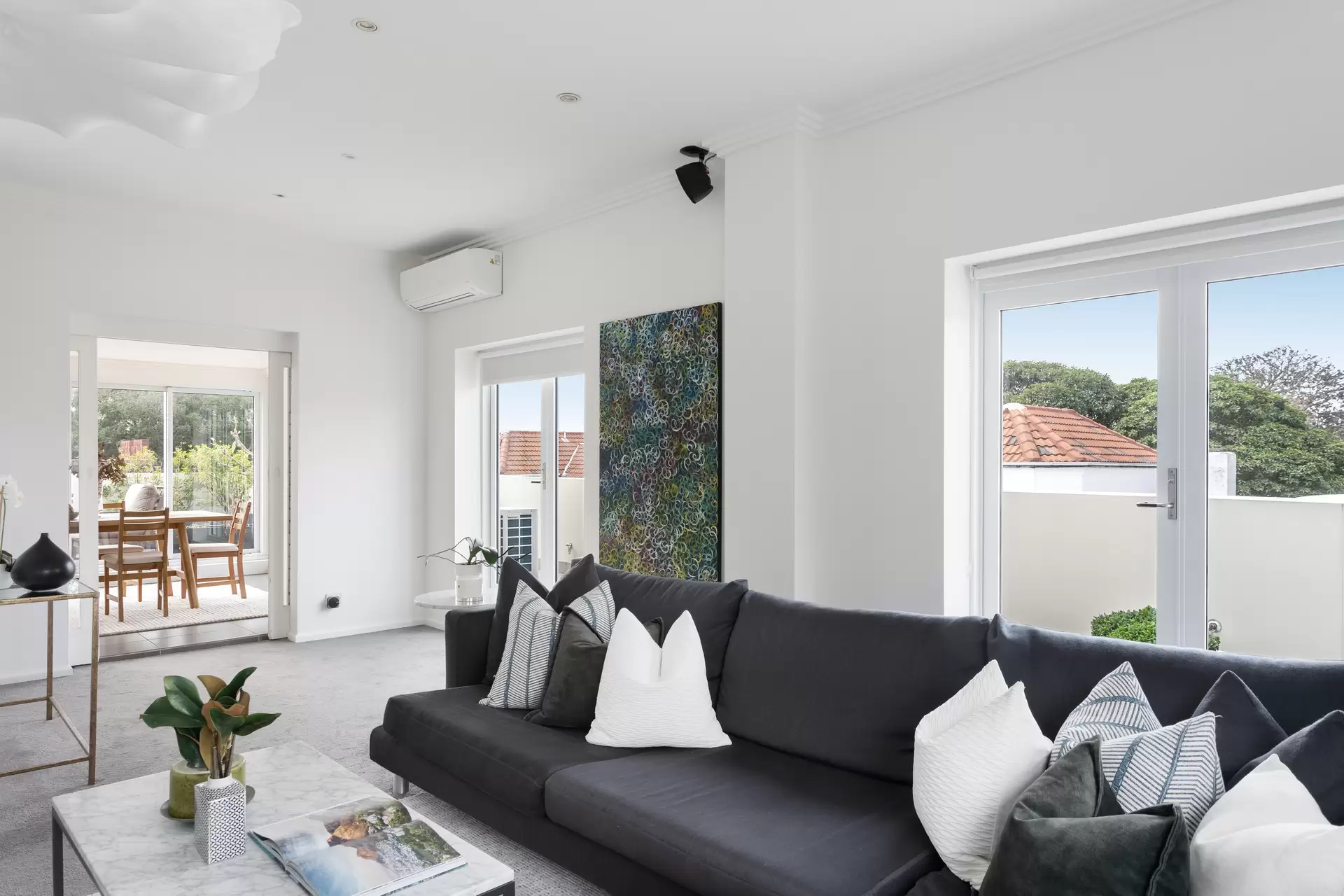 13/164 New South Head Road, Edgecliff Sold by Sydney Sotheby's International Realty - image 1