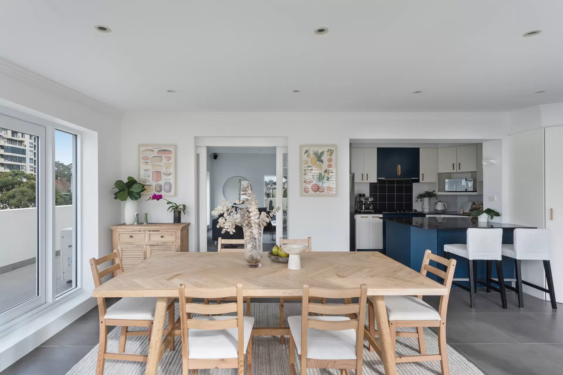 13/164 New South Head Road, Edgecliff Sold by Sydney Sotheby's International Realty - image 1
