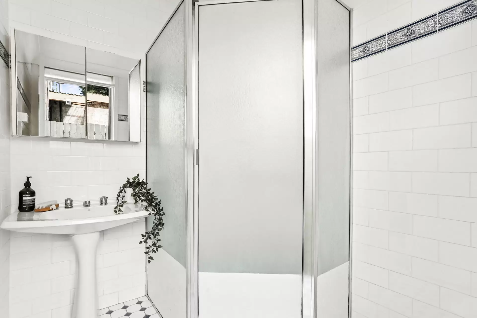 156 Windsor Street, Paddington Sold by Sydney Sotheby's International Realty - image 9