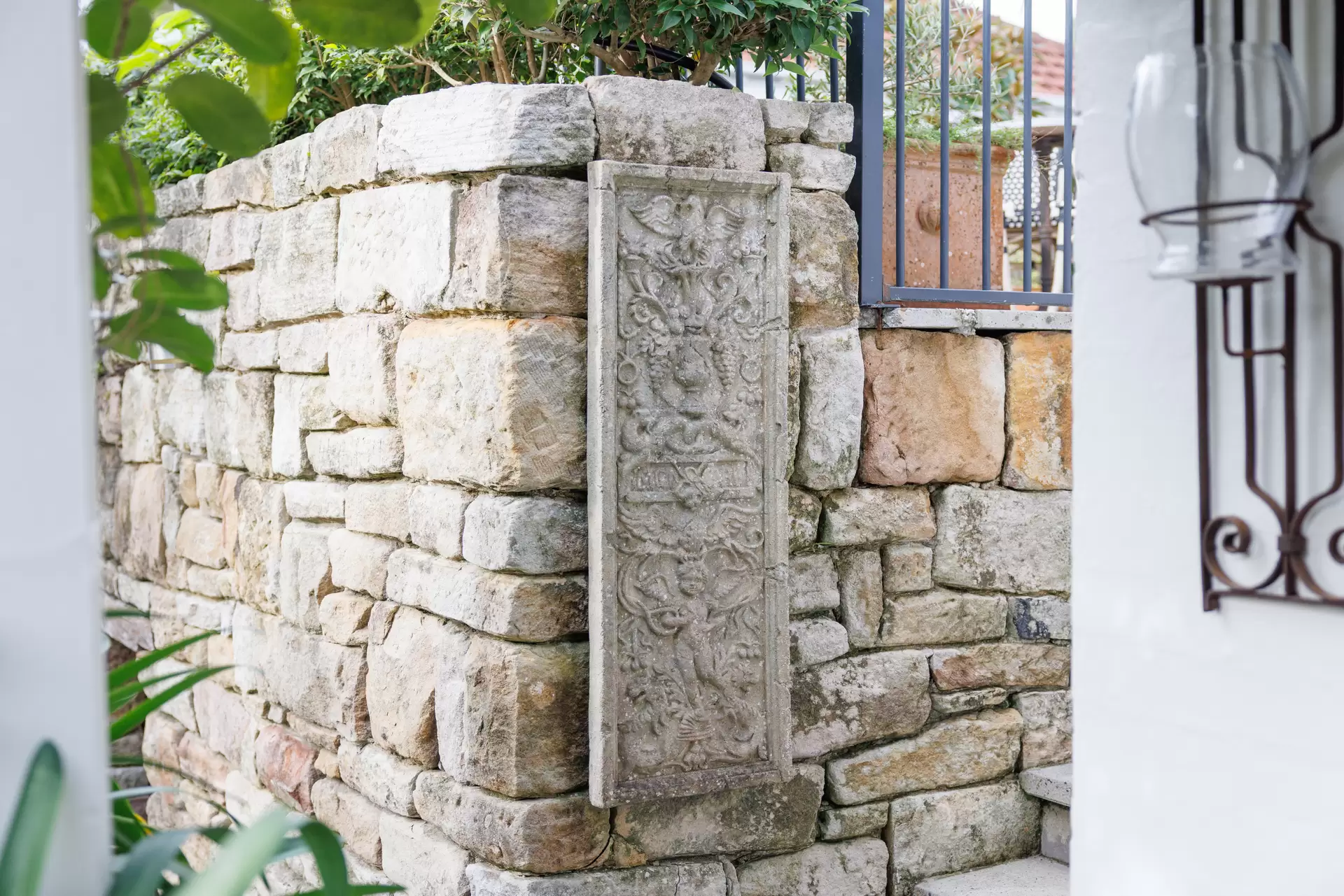 110 Sutherland Street, Paddington Sold by Sydney Sotheby's International Realty - image 1